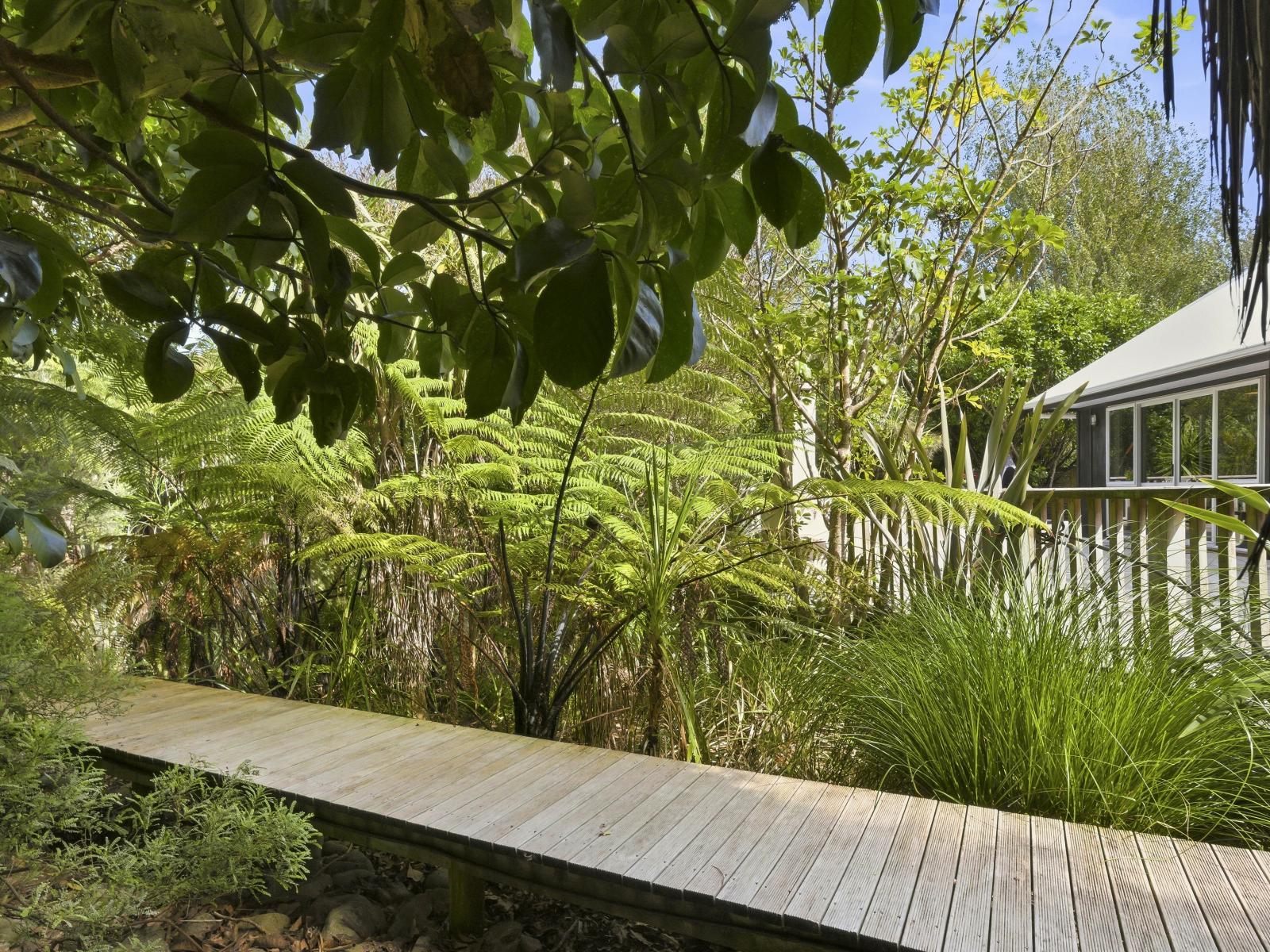 132 Maui Pomare Road, Nikau Valley