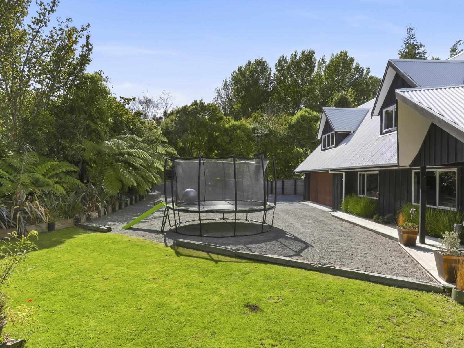 132 Maui Pomare Road, Nikau Valley