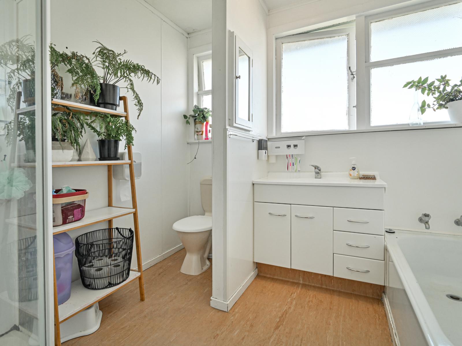 408 Huia Street, Camberley