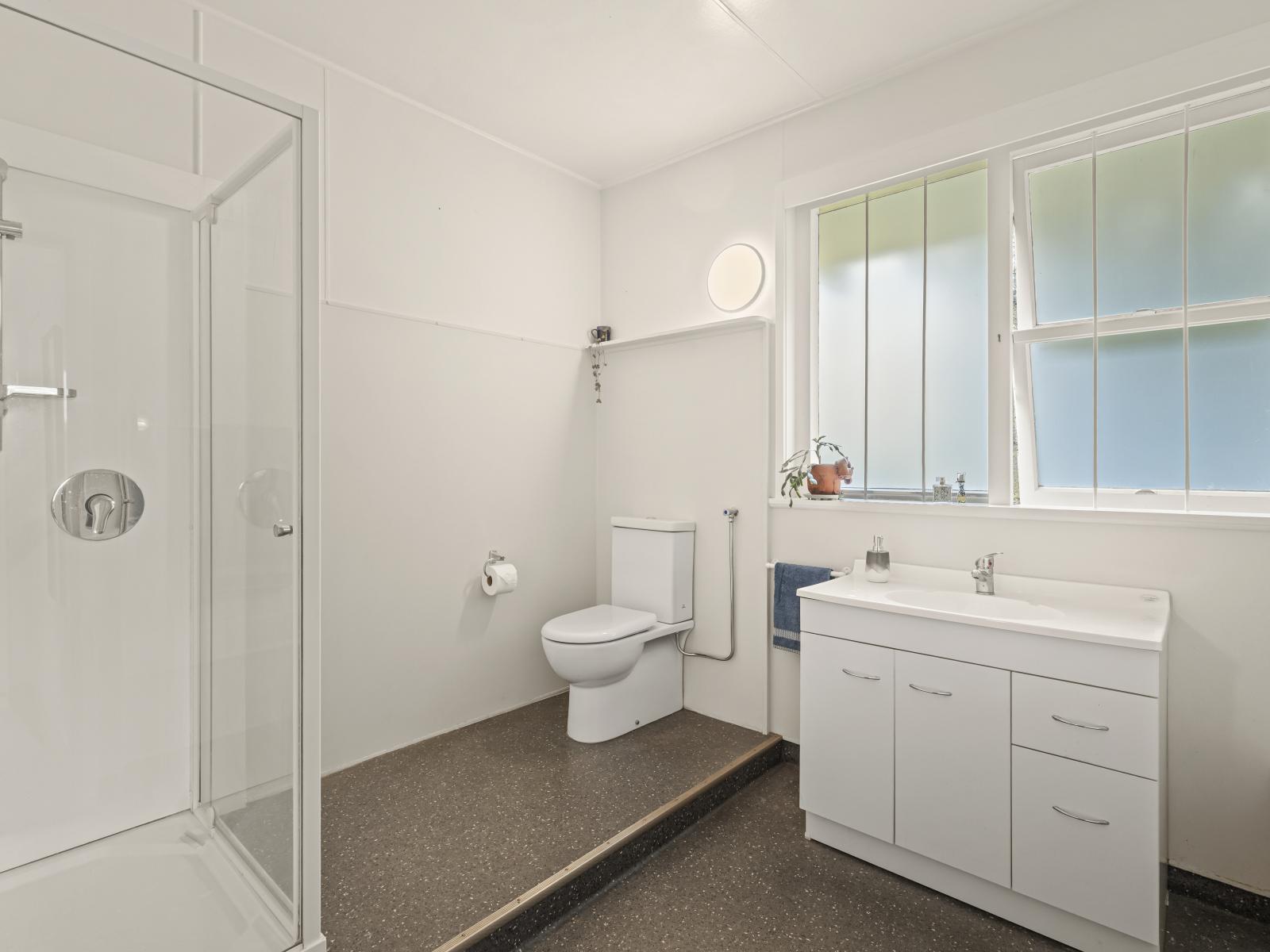 8 Raine Street, Whanganui East