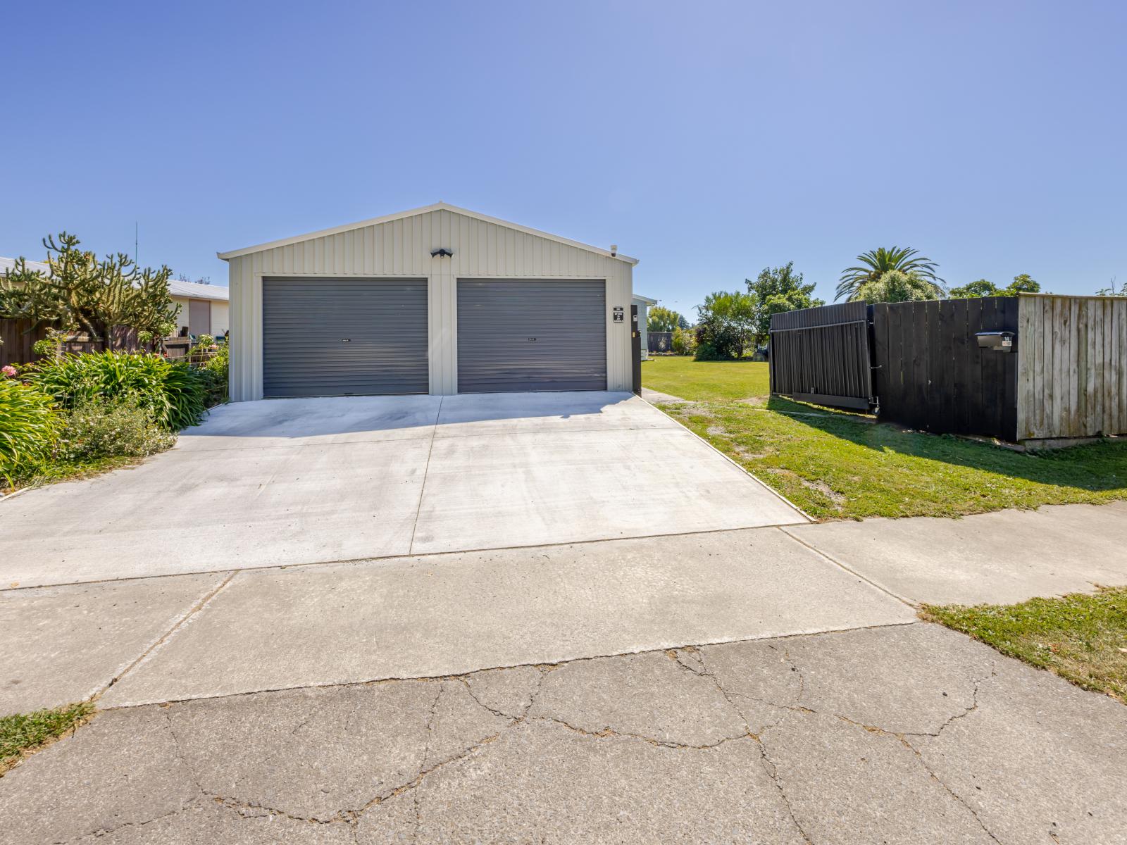 14 Redwood Drive, Waipukurau