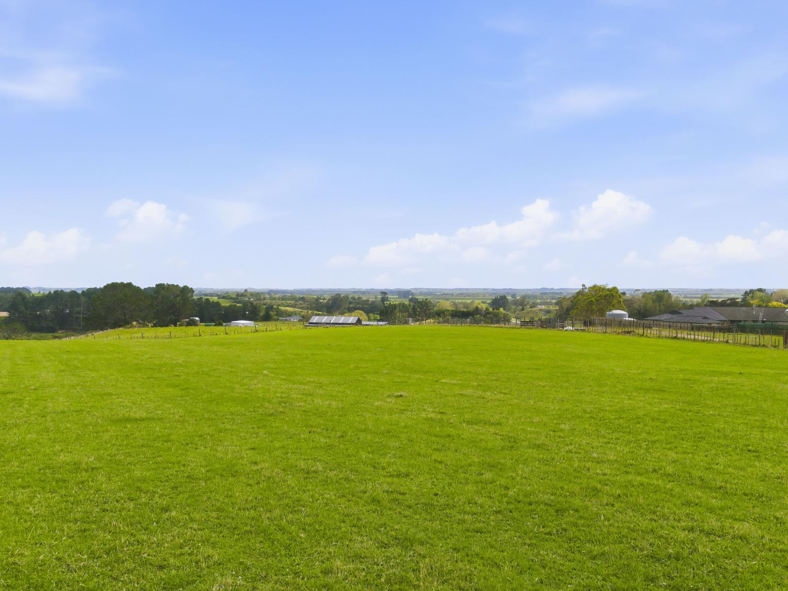 100 Heights Road , Shannon