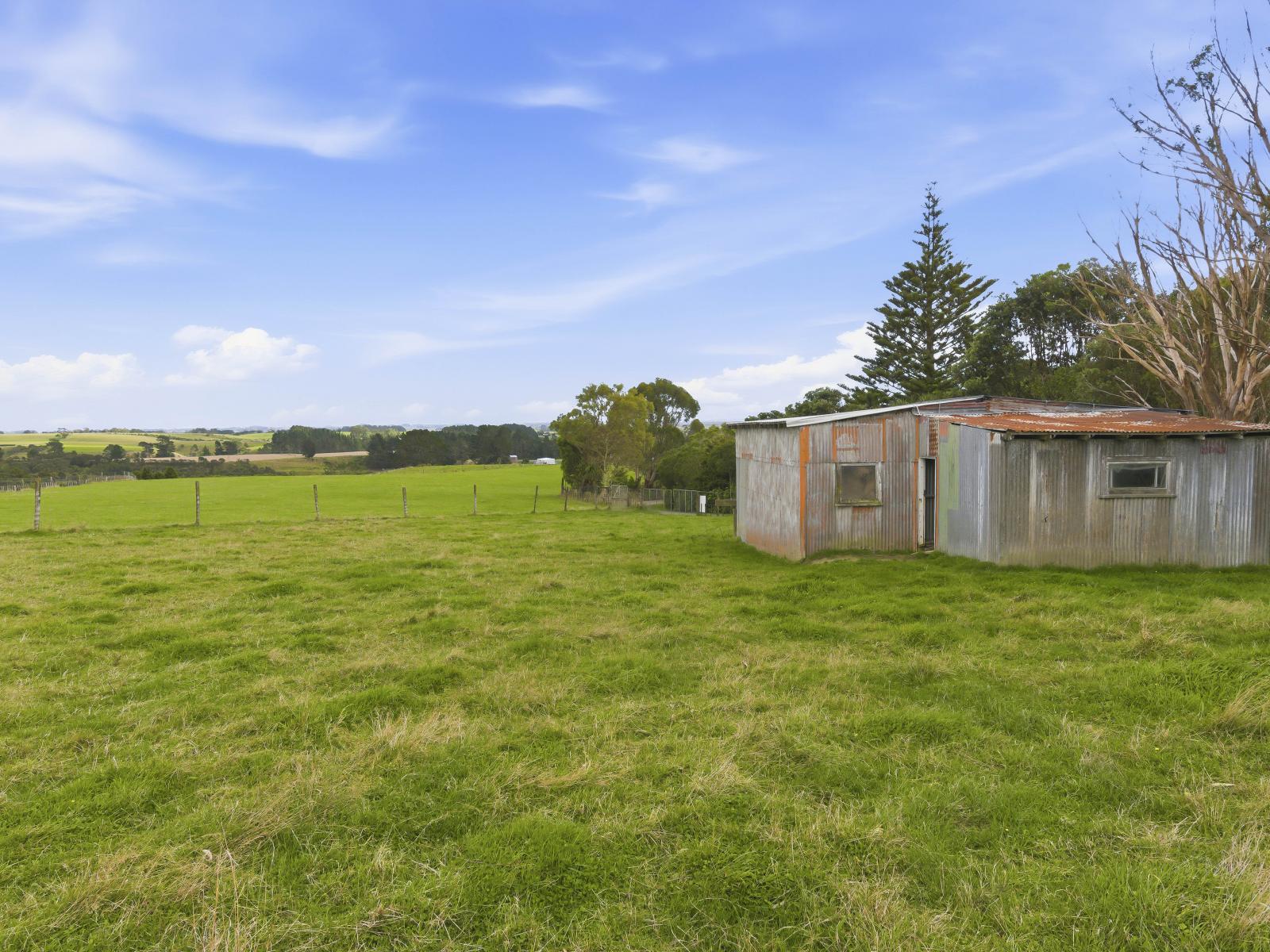 100 Heights Road , Shannon