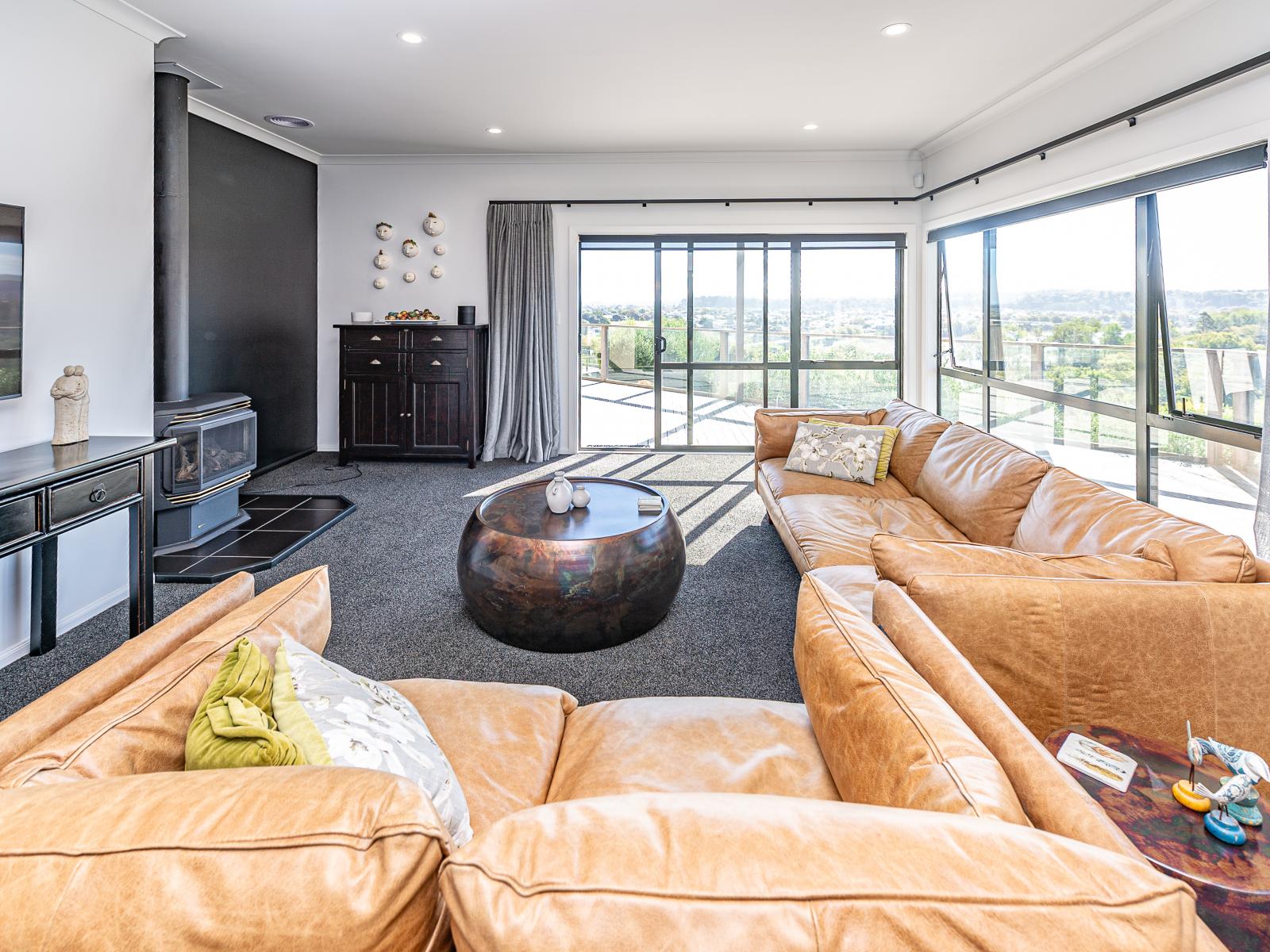 1 Shakespeare Road, Bastia Hill