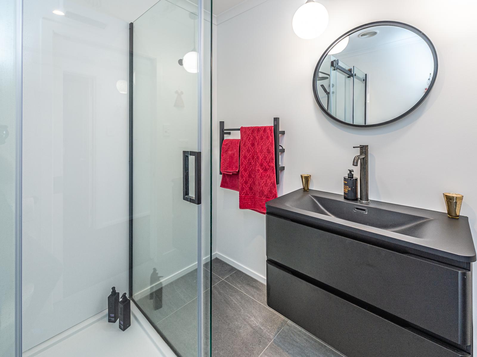 1 Shakespeare Road, Bastia Hill