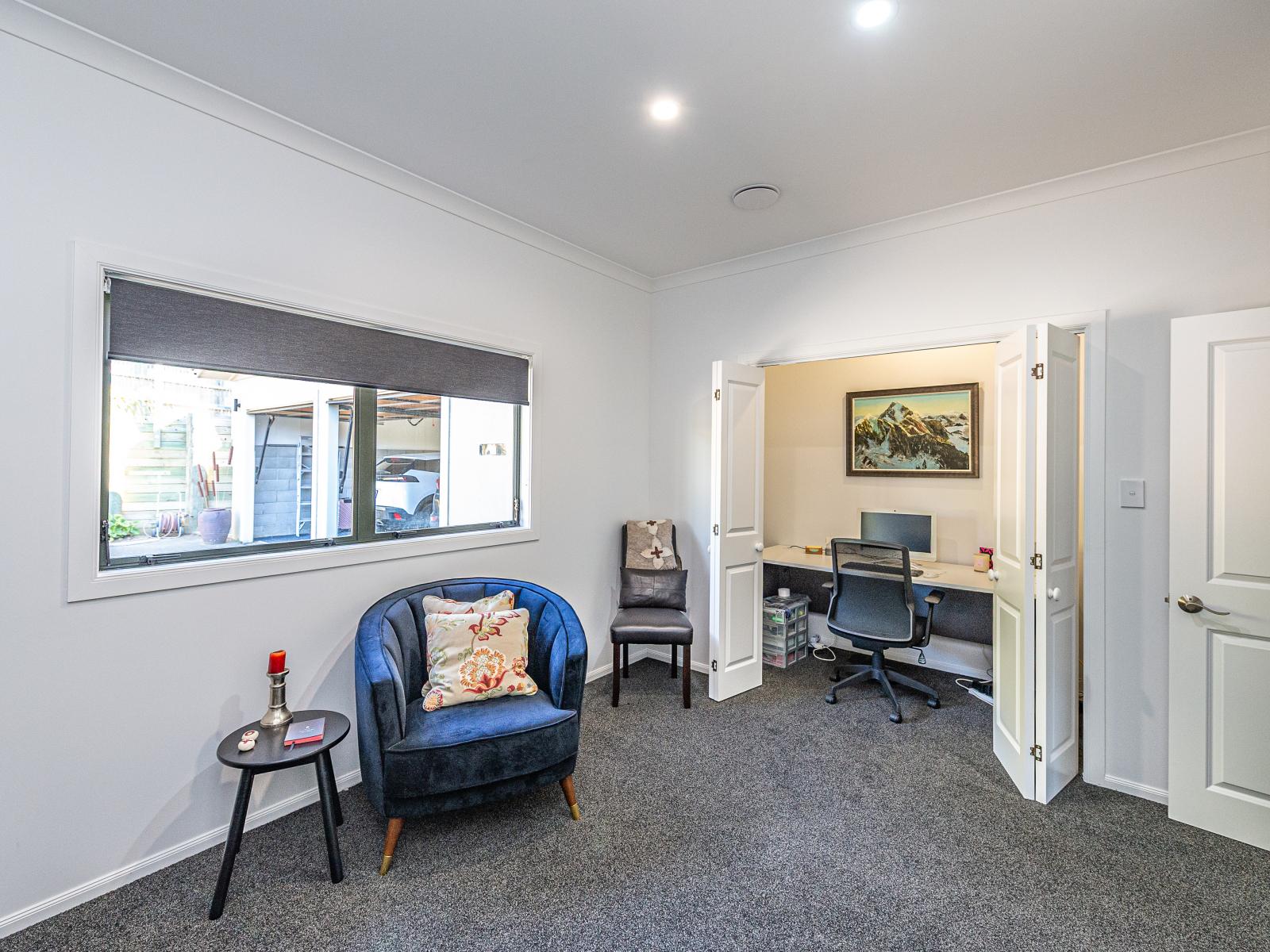 1 Shakespeare Road, Bastia Hill