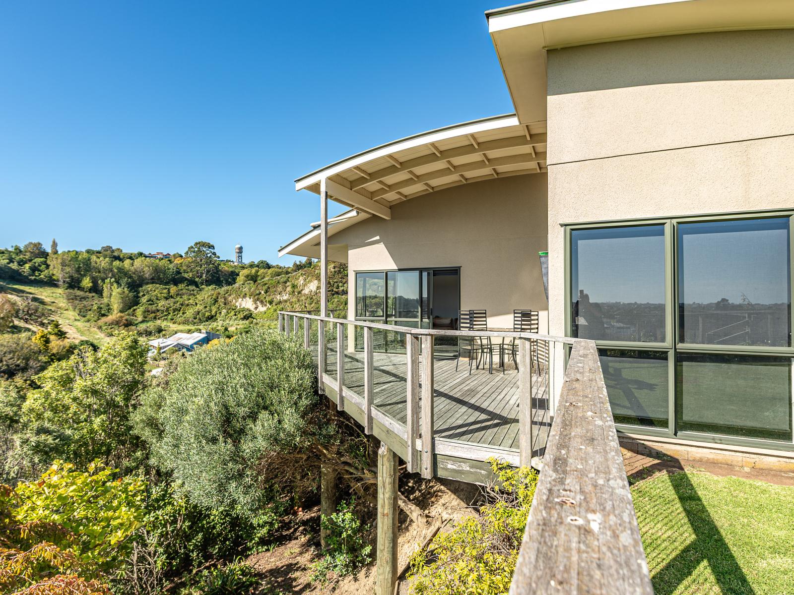 1 Shakespeare Road, Bastia Hill