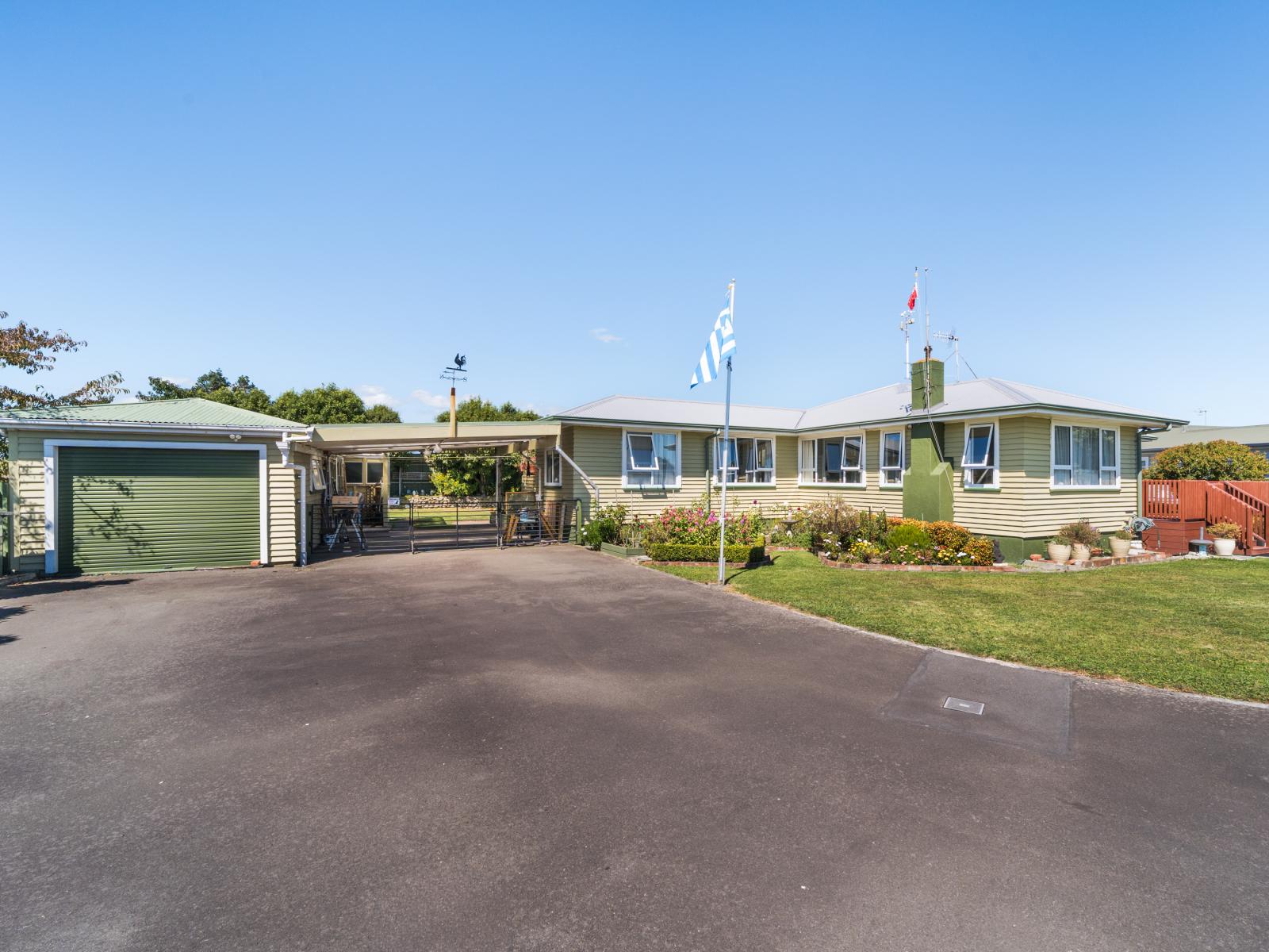 18 Belvedere Crescent, Takaro