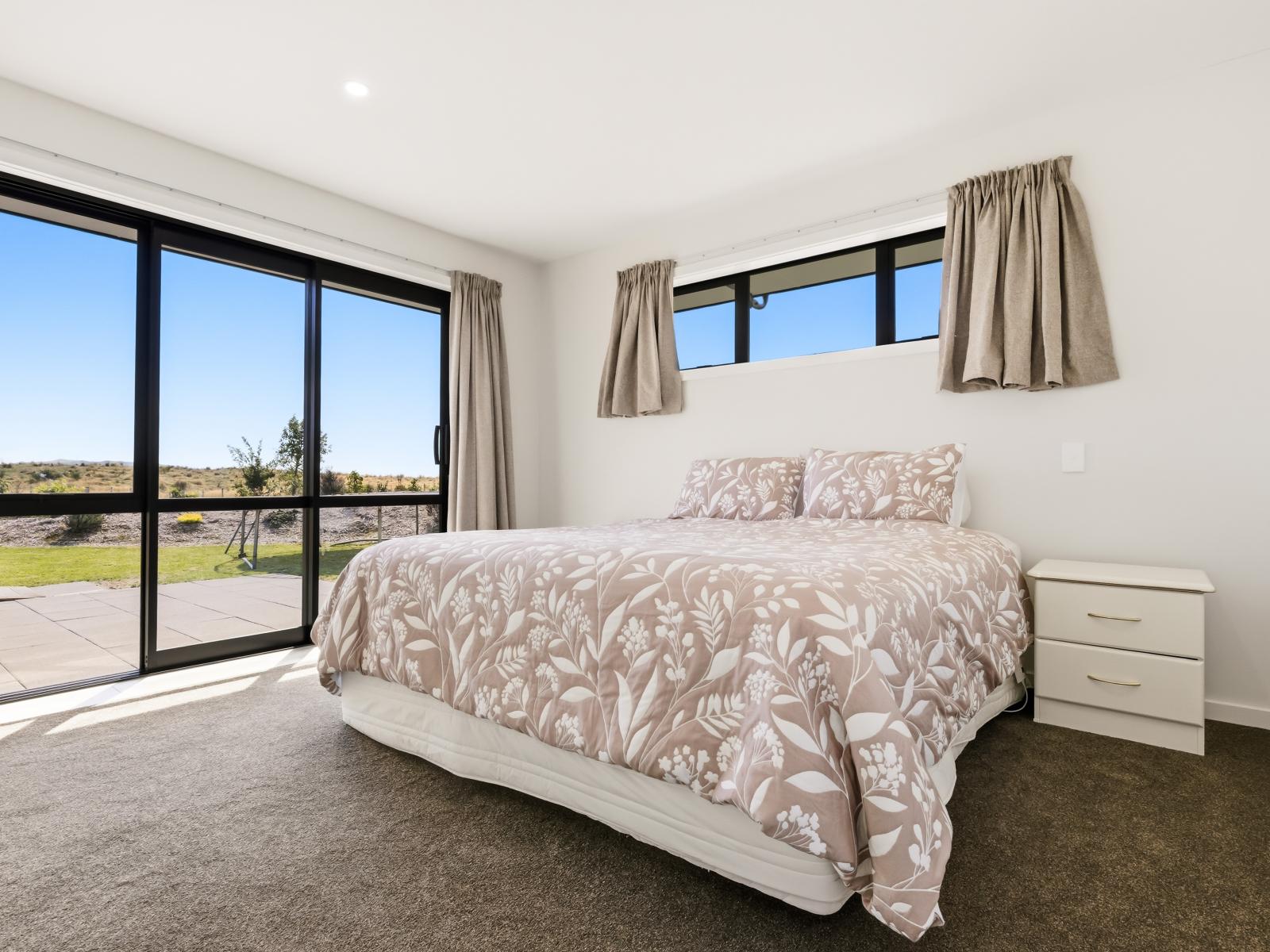 1 Glendas Way, Acacia Bay