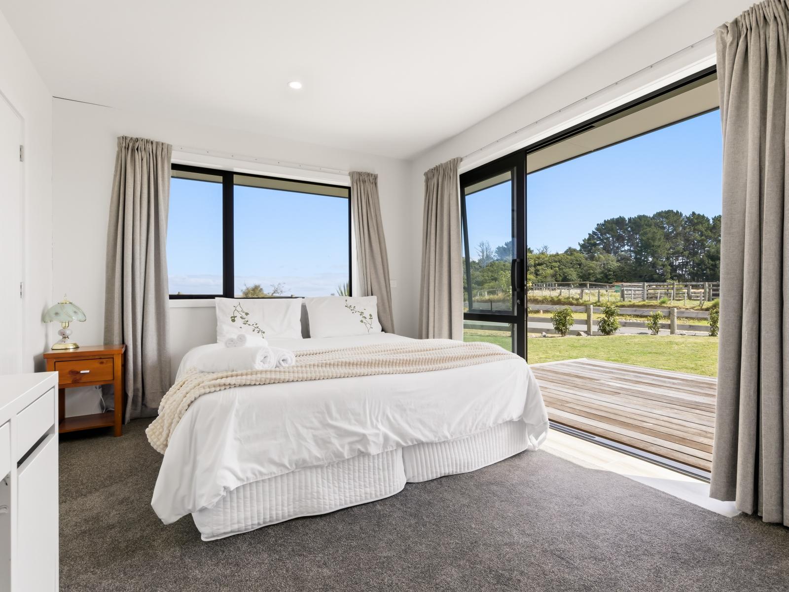 1 Glendas Way, Acacia Bay