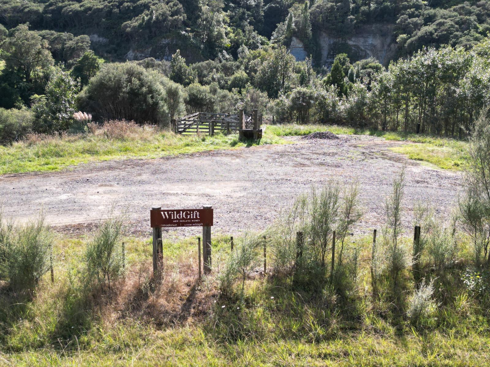 2109 Okau Road, Ahititi