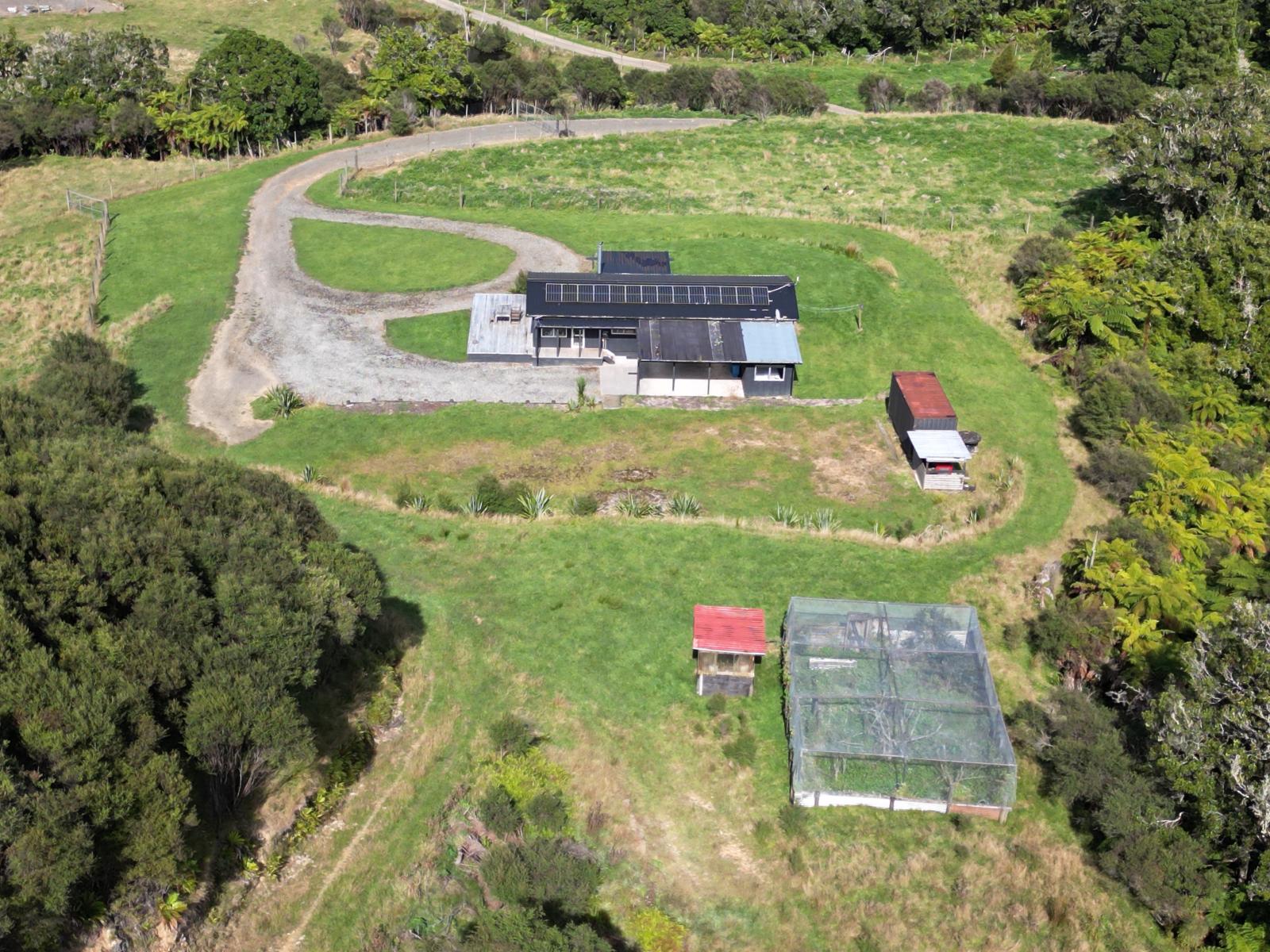 2109 Okau Road, Ahititi