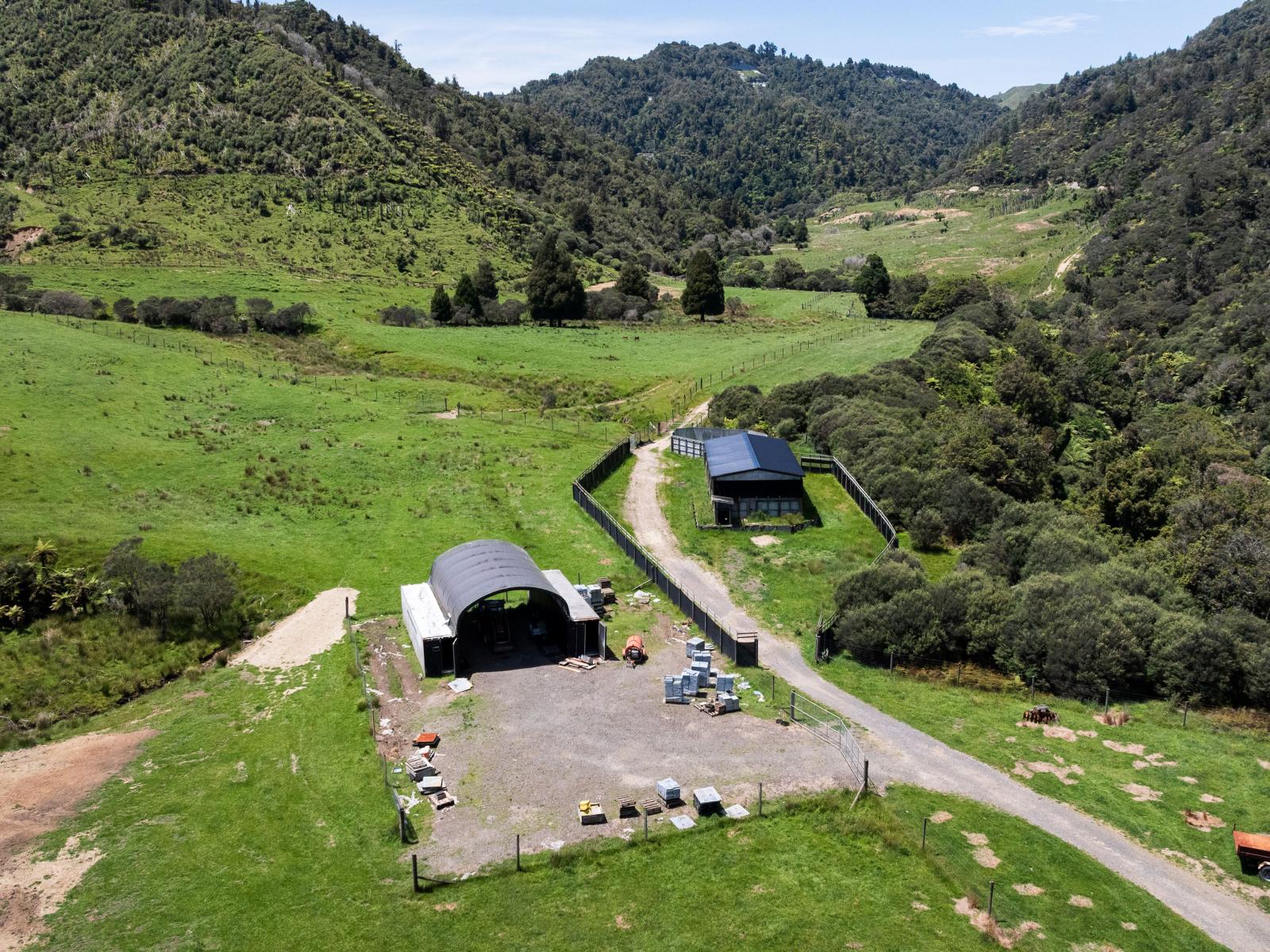 2109 Okau Road, Ahititi