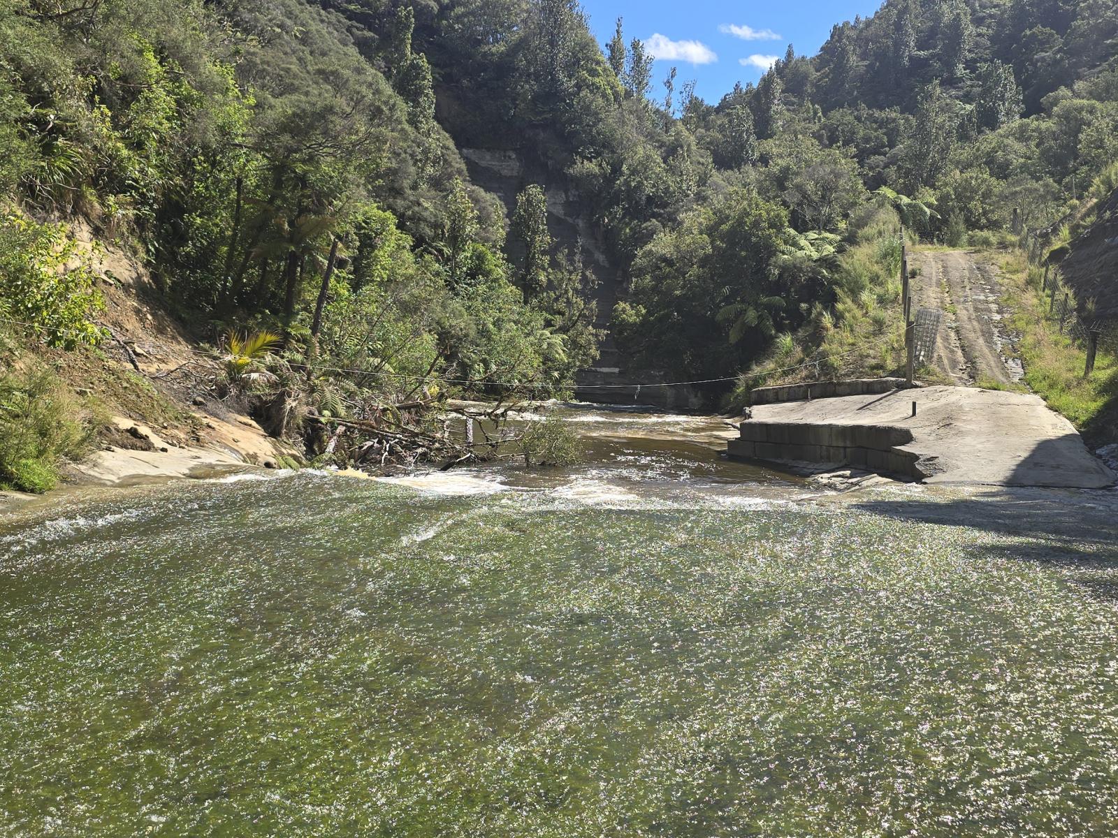 2109 Okau Road, Ahititi