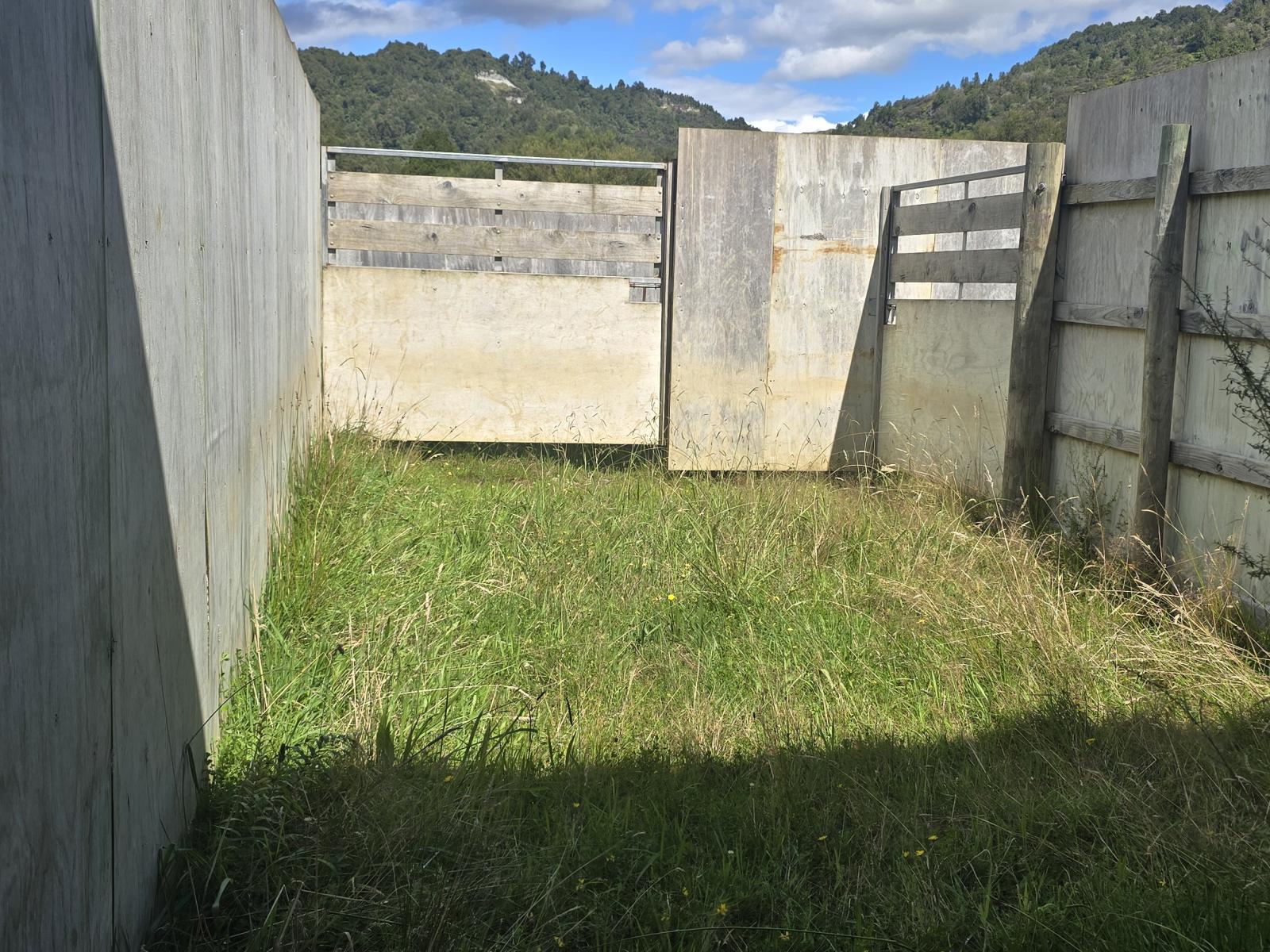 2109 Okau Road, Ahititi