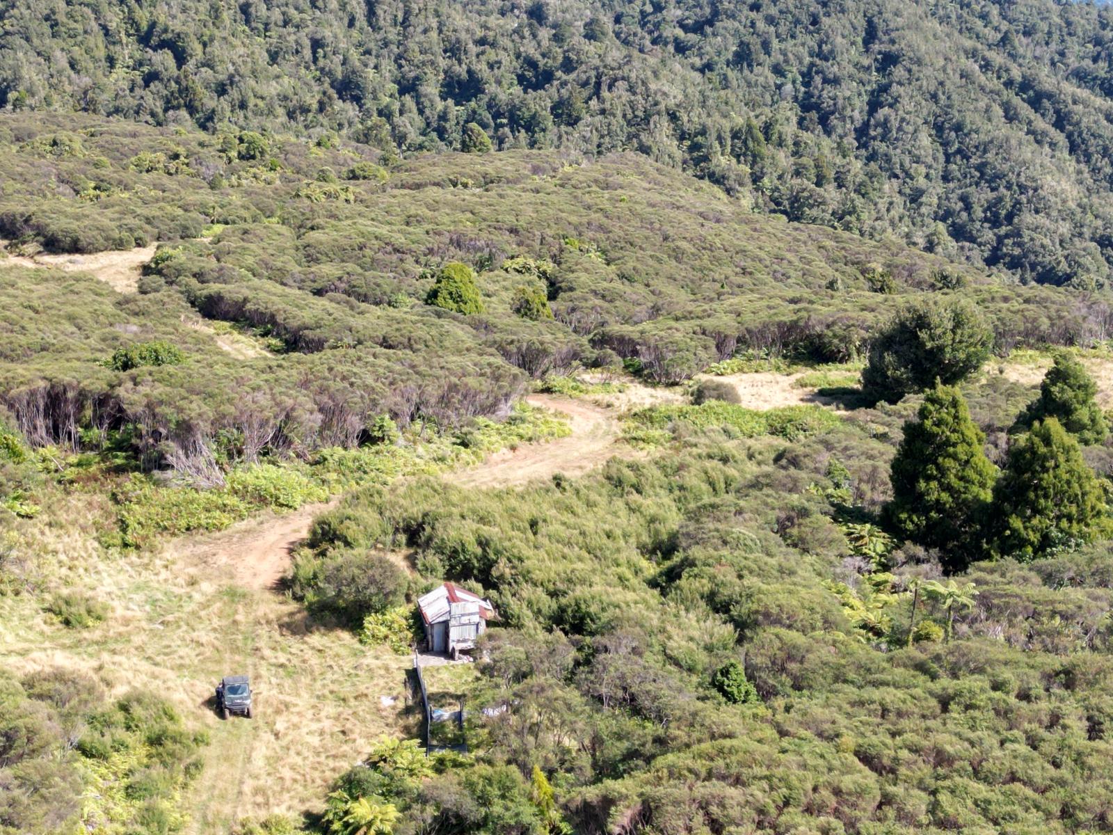 2109 Okau Road, Ahititi