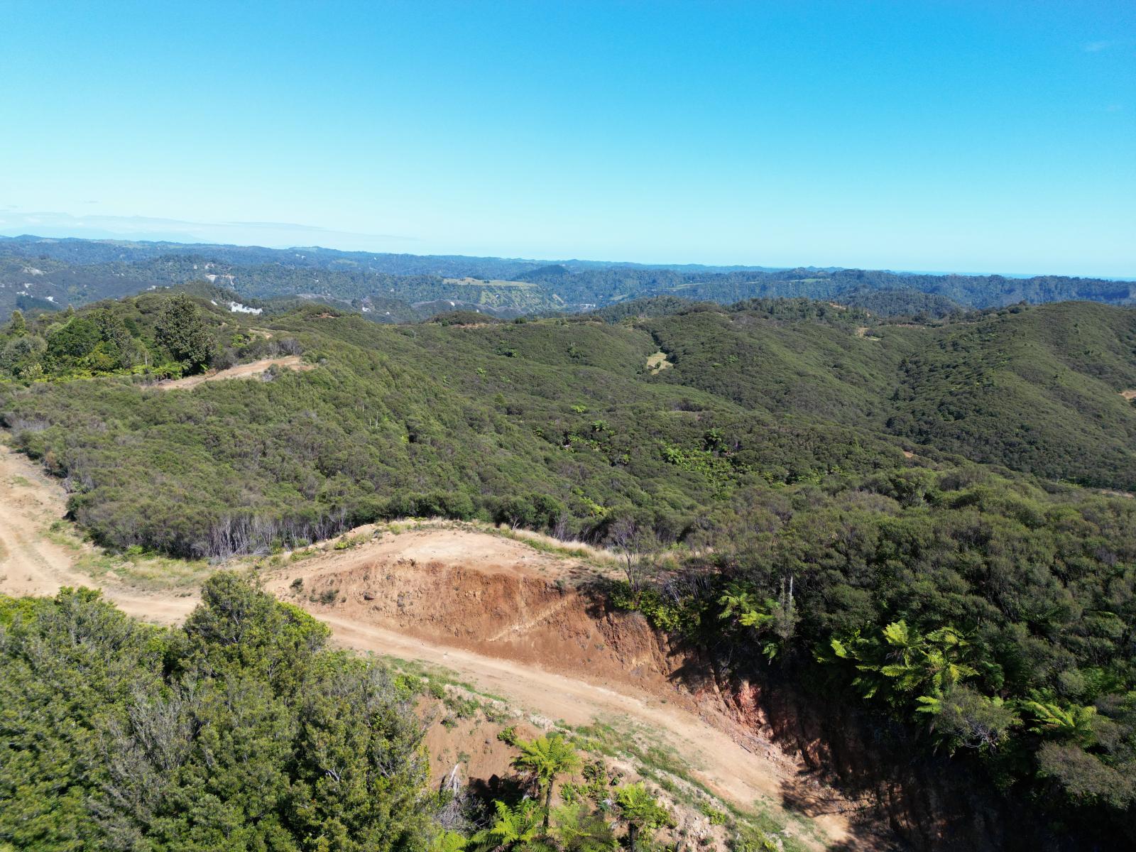 2109 Okau Road, Ahititi