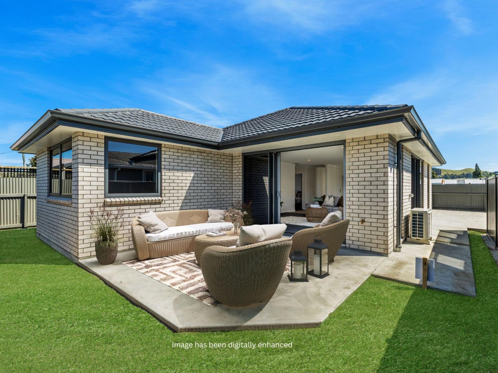 13A Warwick Crescent, Taradale