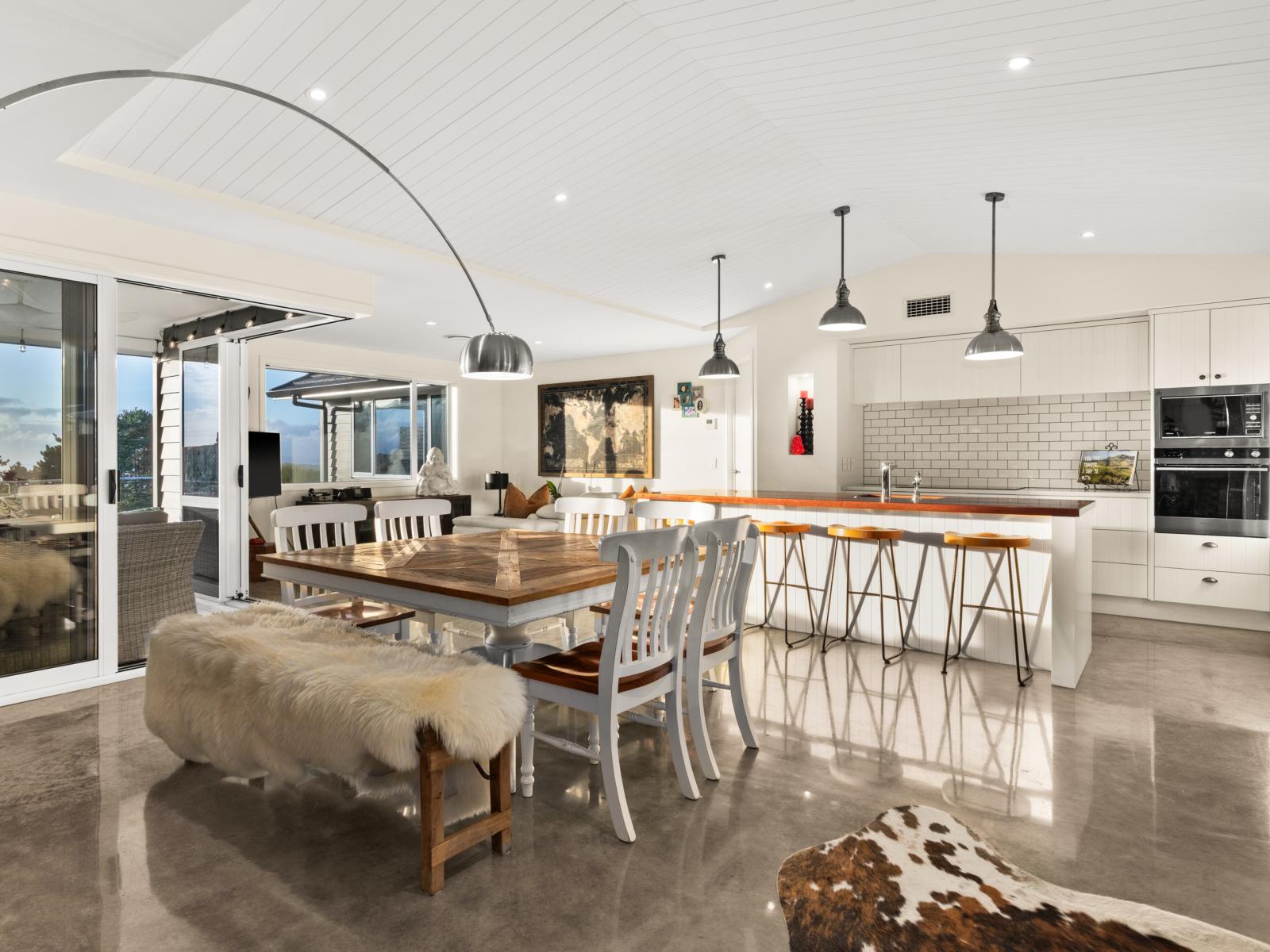 204 Eskridge Drive, Bay View