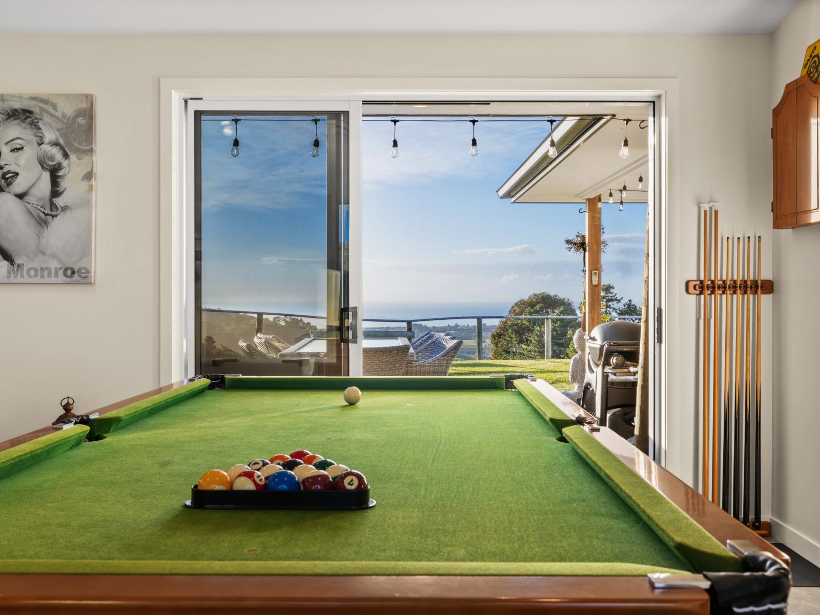 204 Eskridge Drive, Bay View