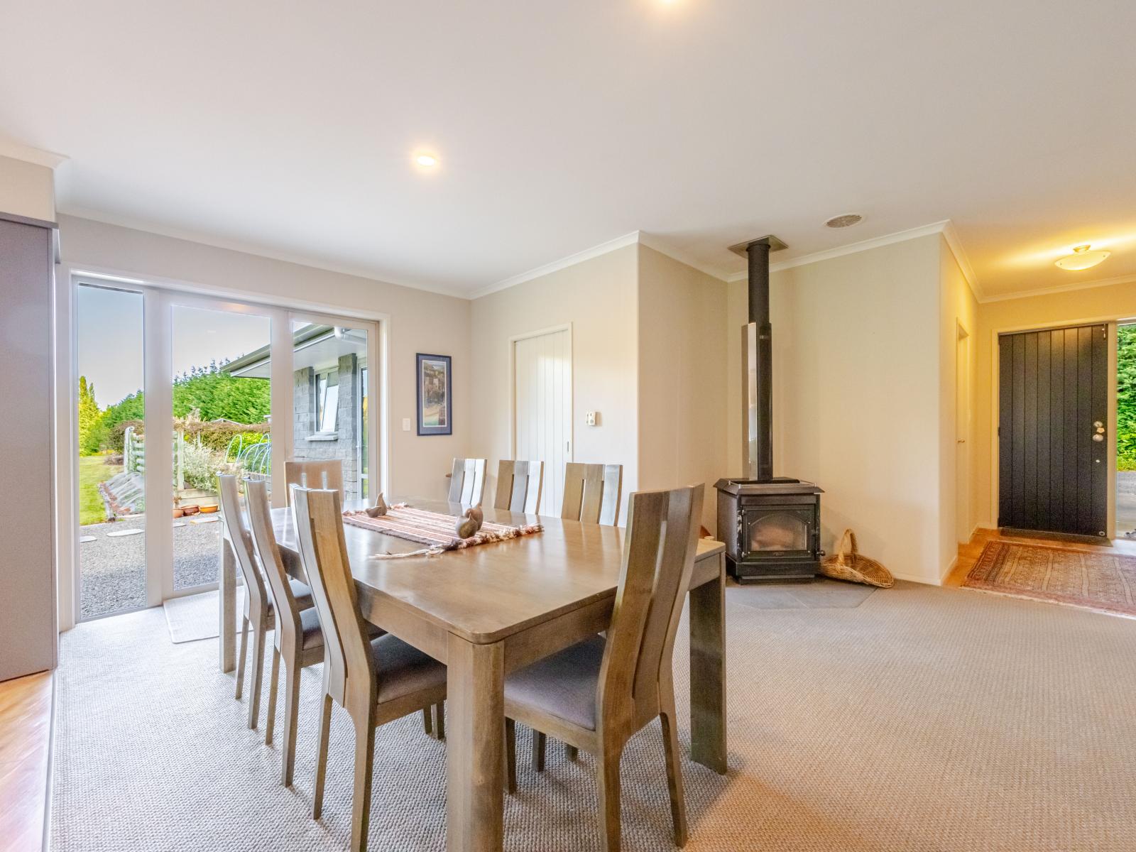 1127 Pourerere Road, Omakere