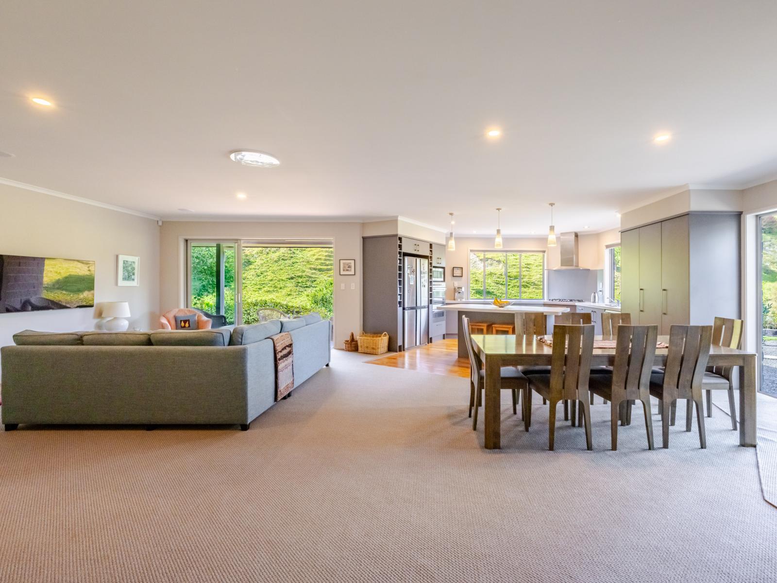 1127 Pourerere Road, Omakere