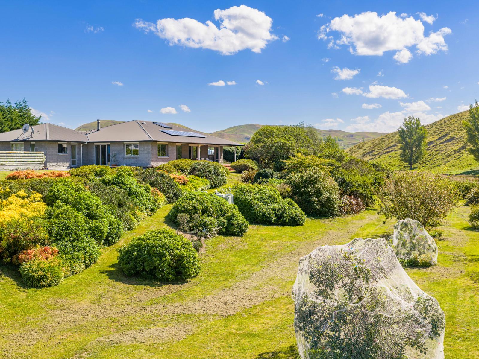 1127 Pourerere Road, Omakere