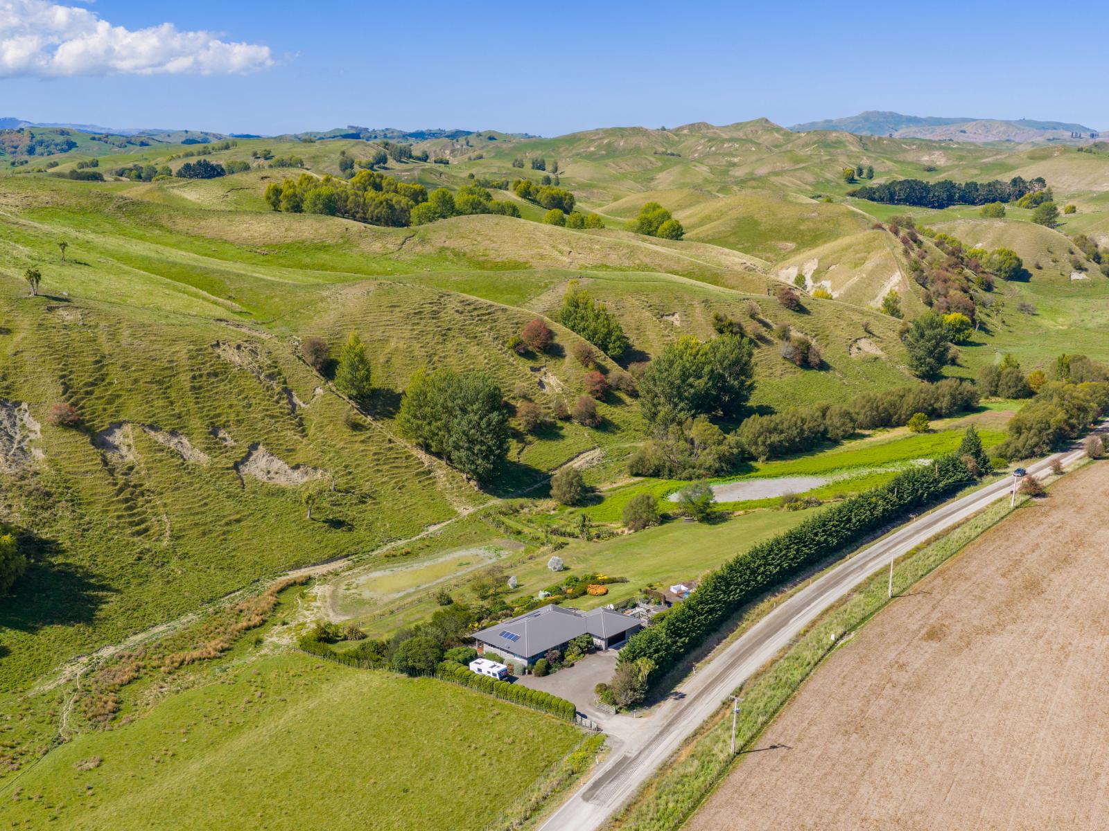 1127 Pourerere Road, Omakere