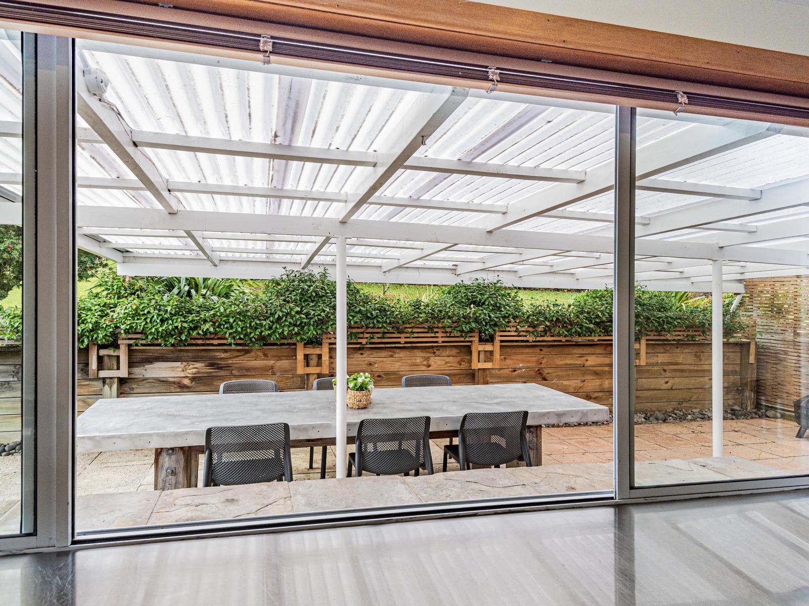 13 Punga Grove Avenue, Riverside