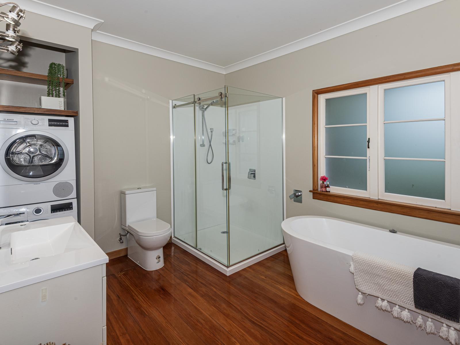 13 Punga Grove Avenue, Riverside