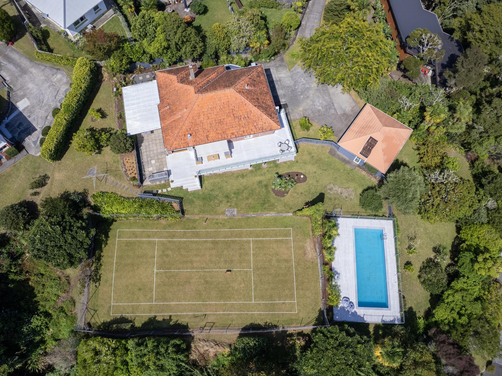 13 Punga Grove Avenue, Riverside