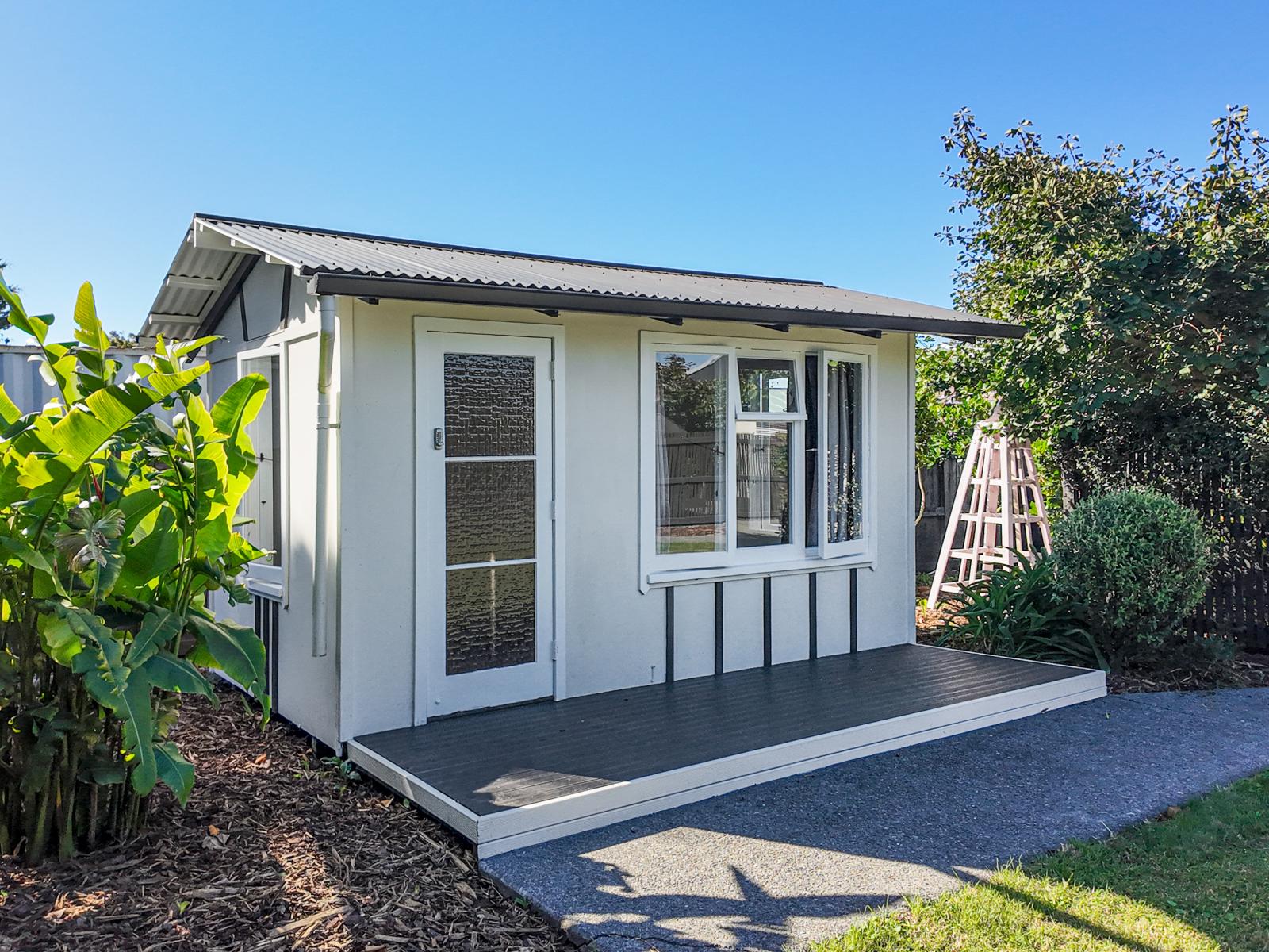 28 Pitt Street, Clive