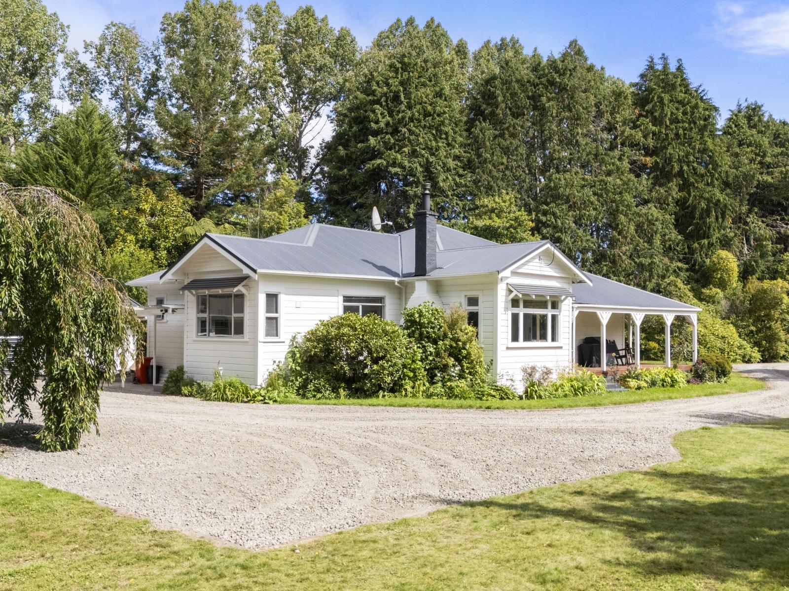 1 Takapari Road, Pohangina