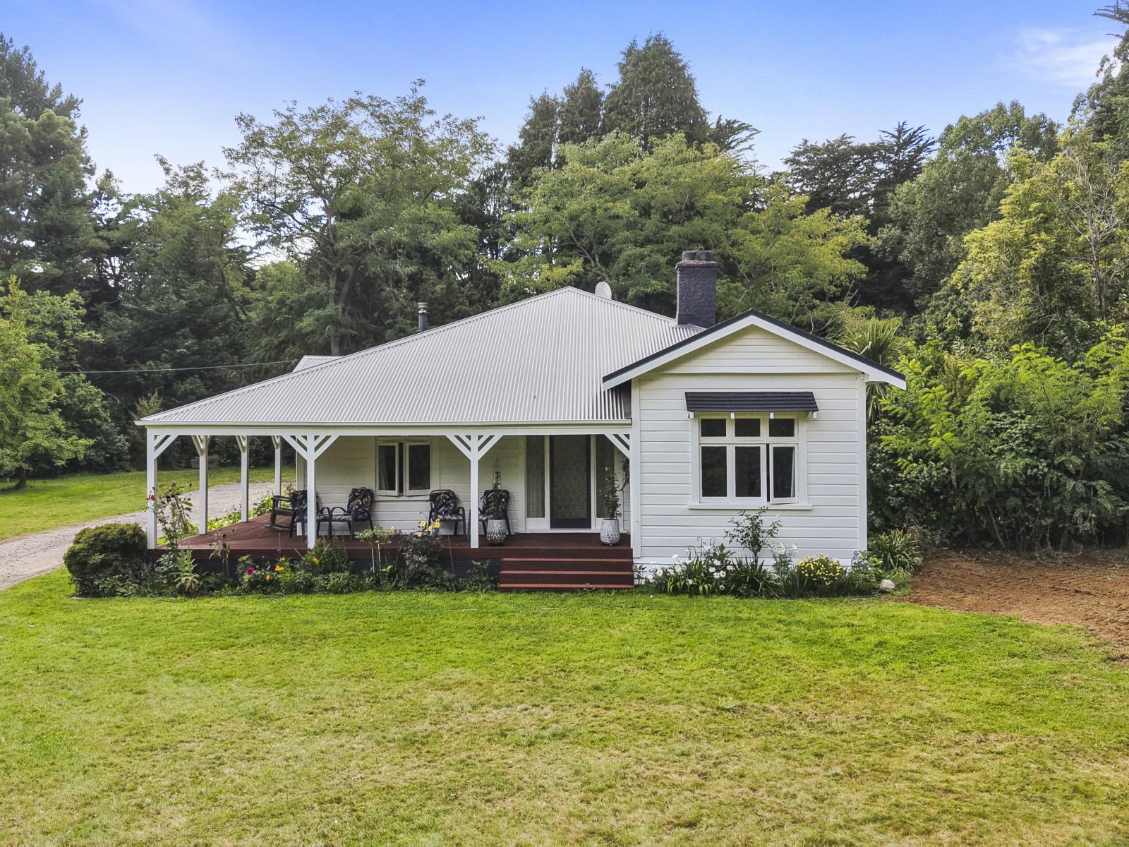 1 Takapari Road, Pohangina