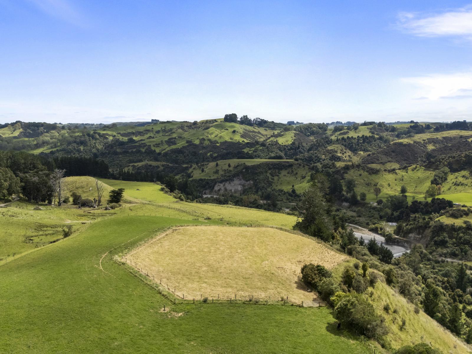1 Takapari Road, Pohangina