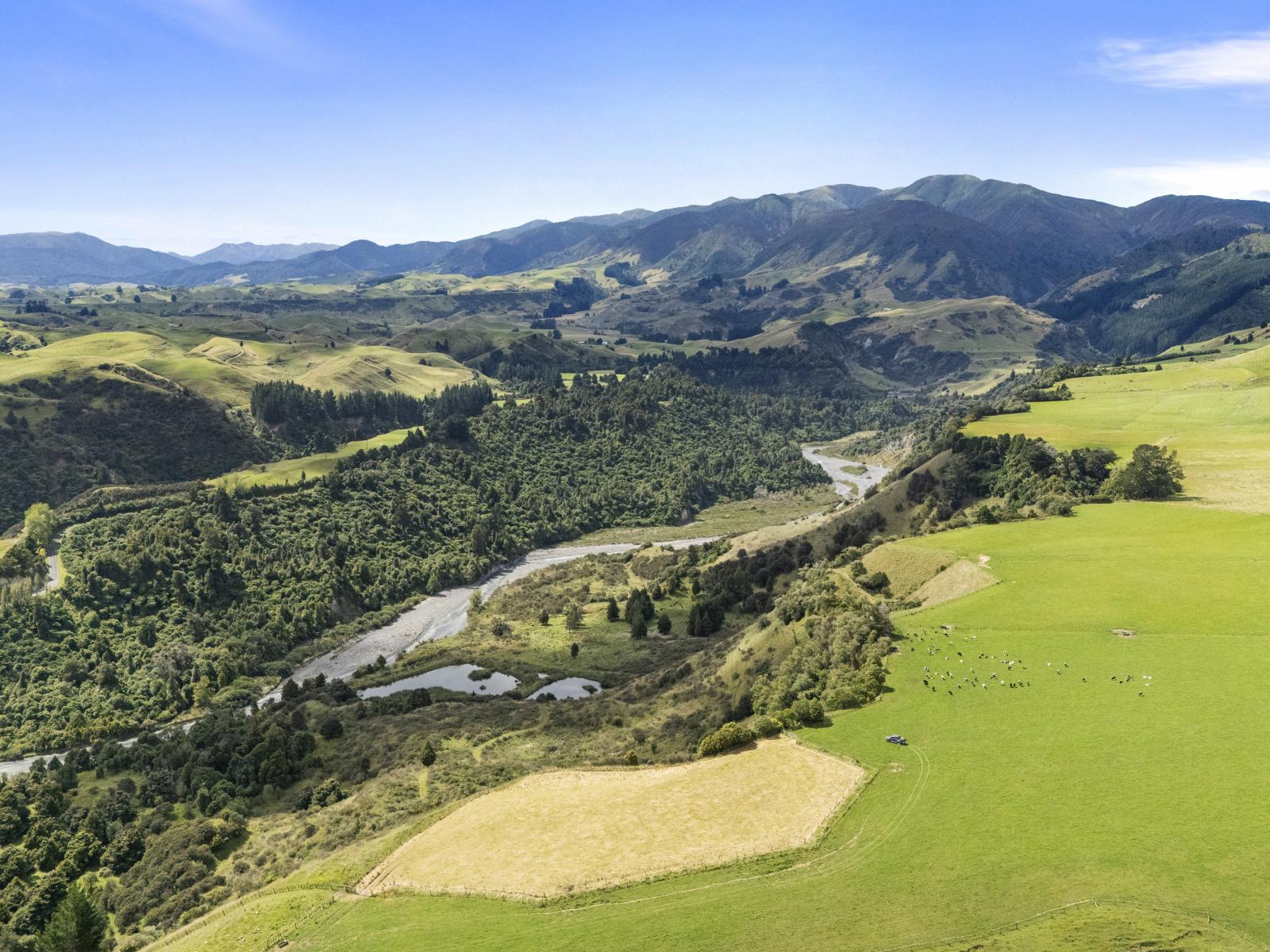 1 Takapari Road, Pohangina