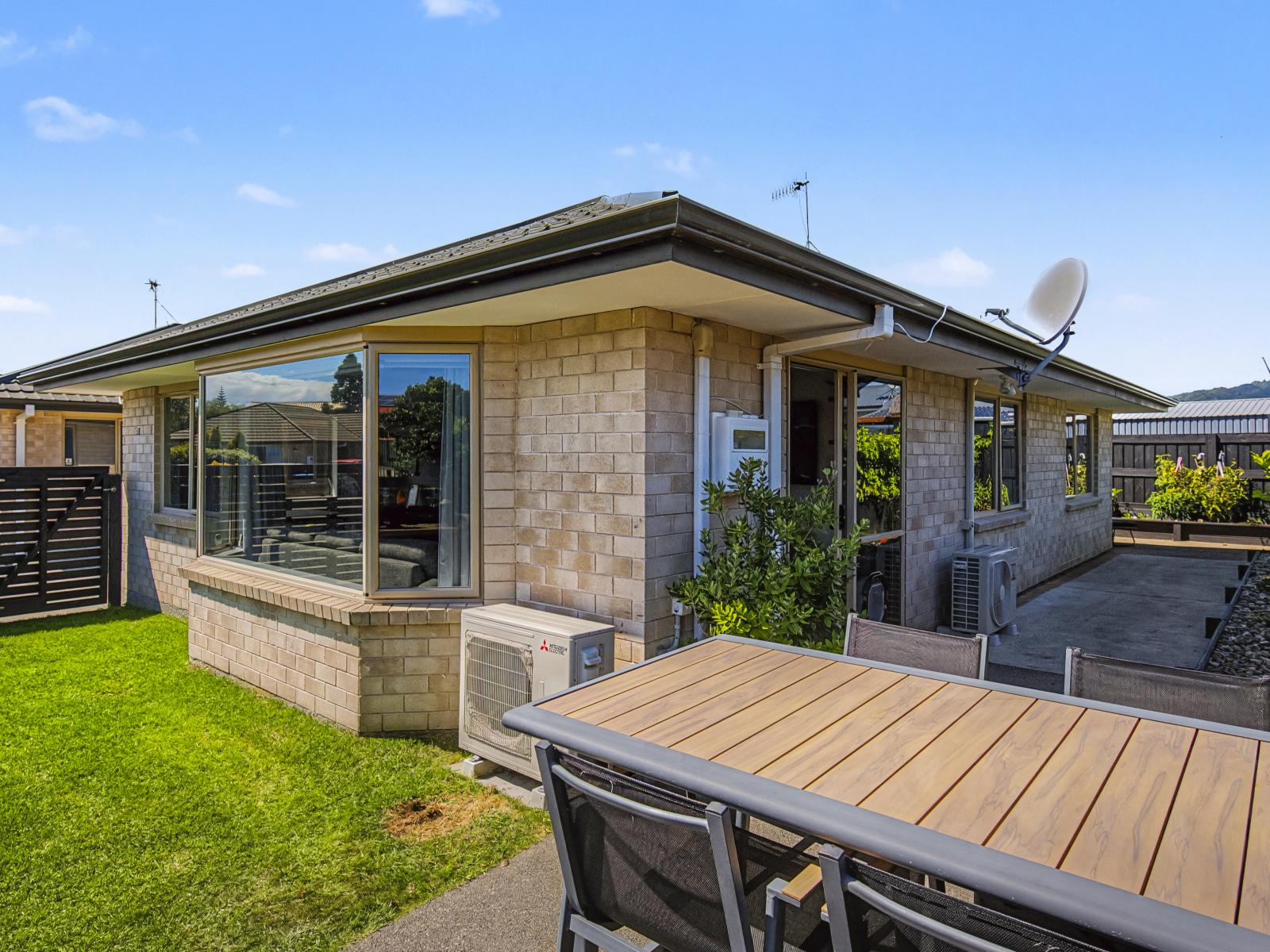 16B Dennis Taylor Court, Paraparaumu