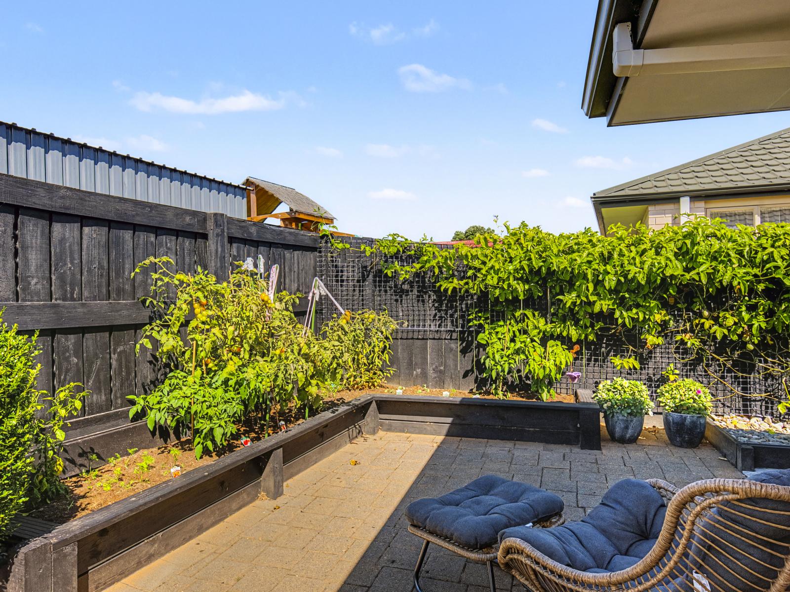 16B Dennis Taylor Court, Paraparaumu