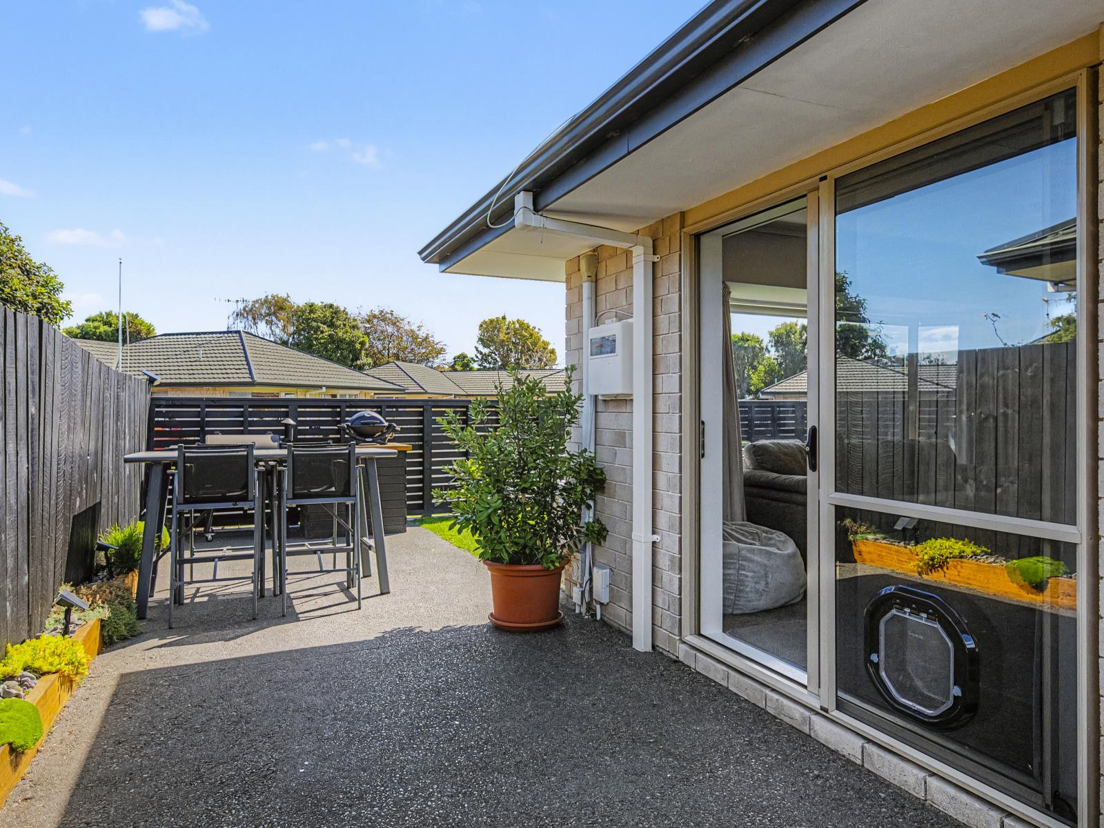 16B Dennis Taylor Court, Paraparaumu