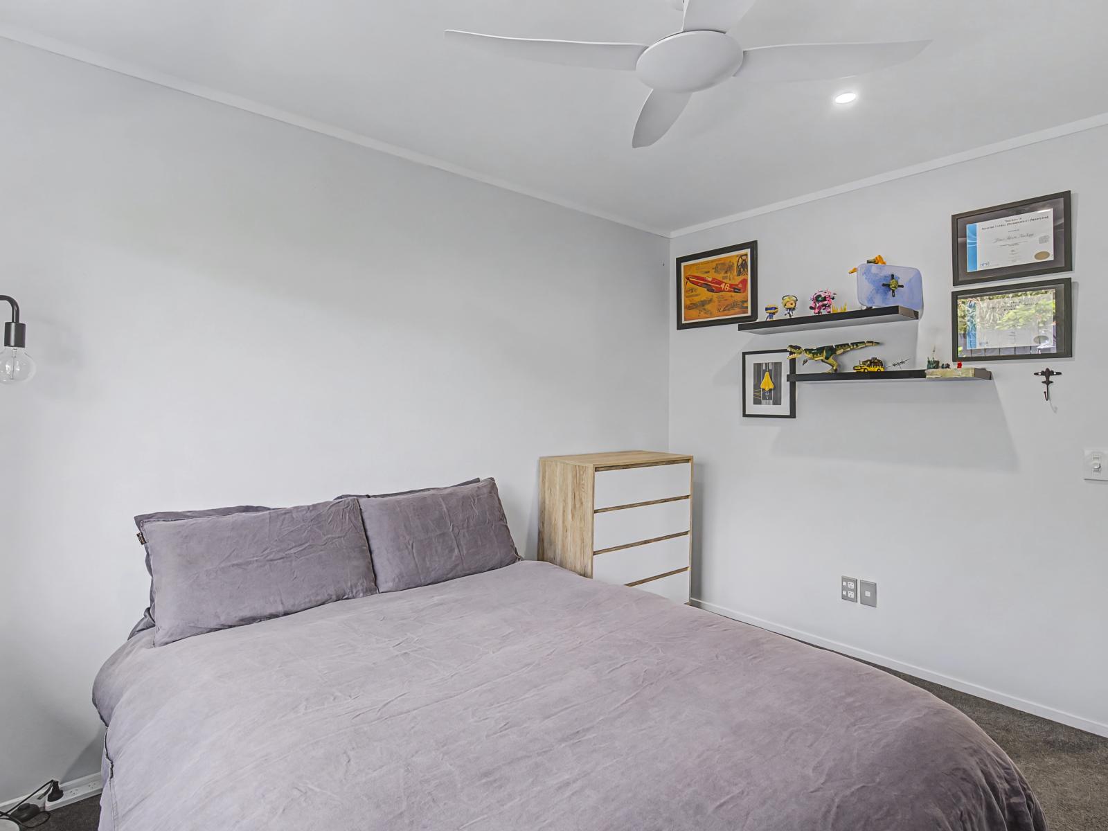 16B Dennis Taylor Court, Paraparaumu