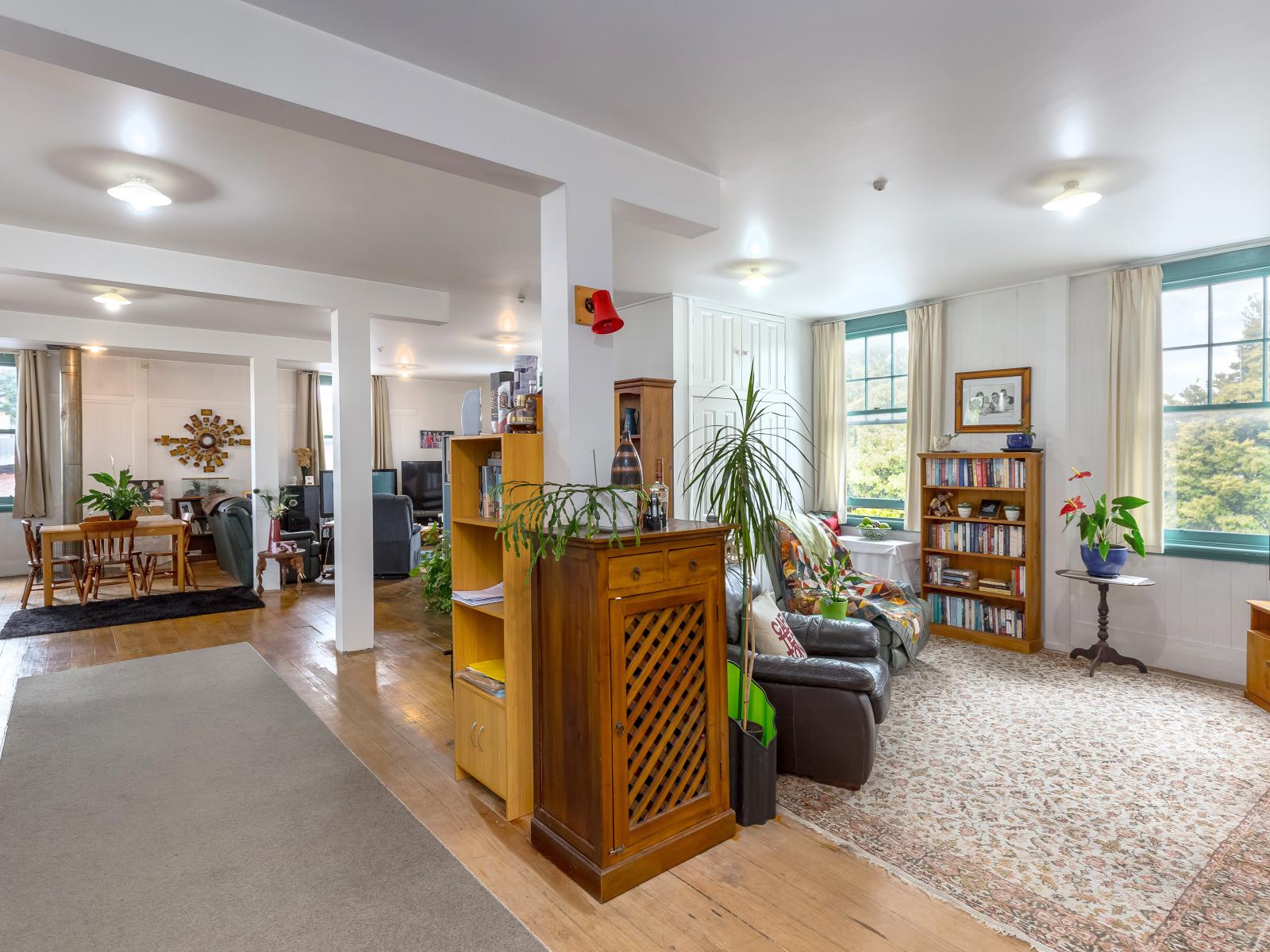 20 Memorial Square, Carterton