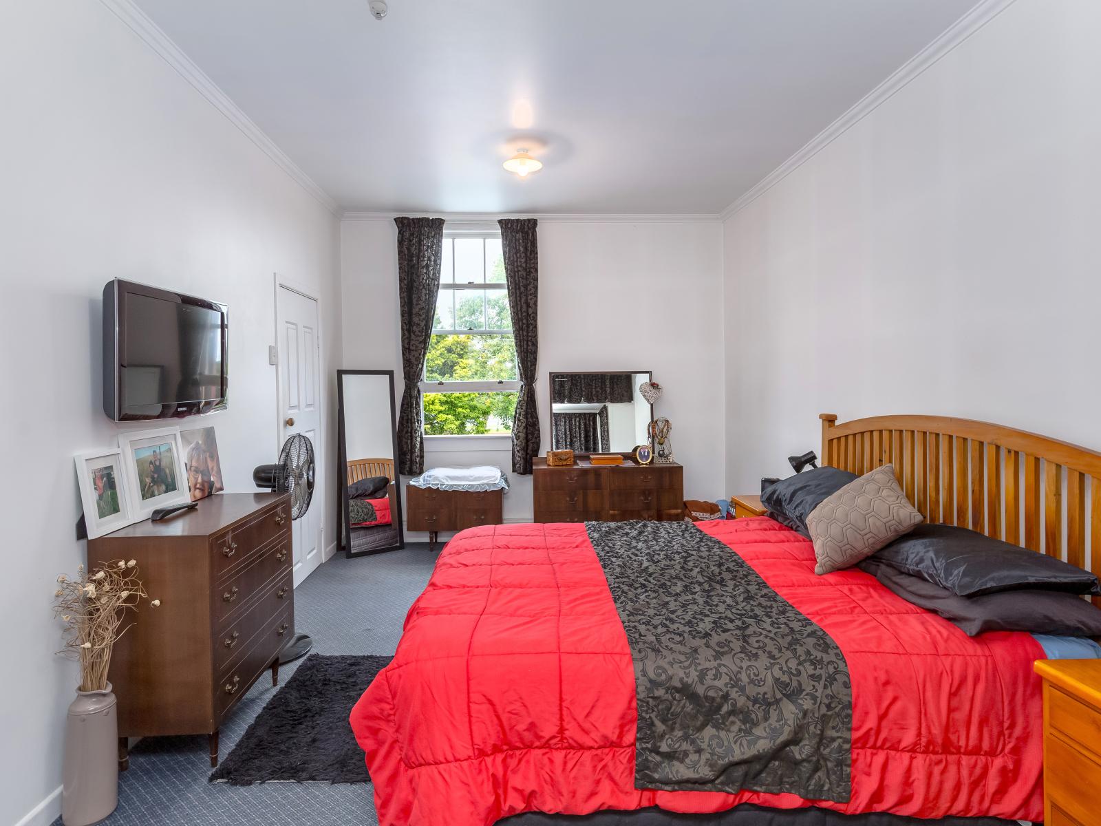 20 Memorial Square, Carterton