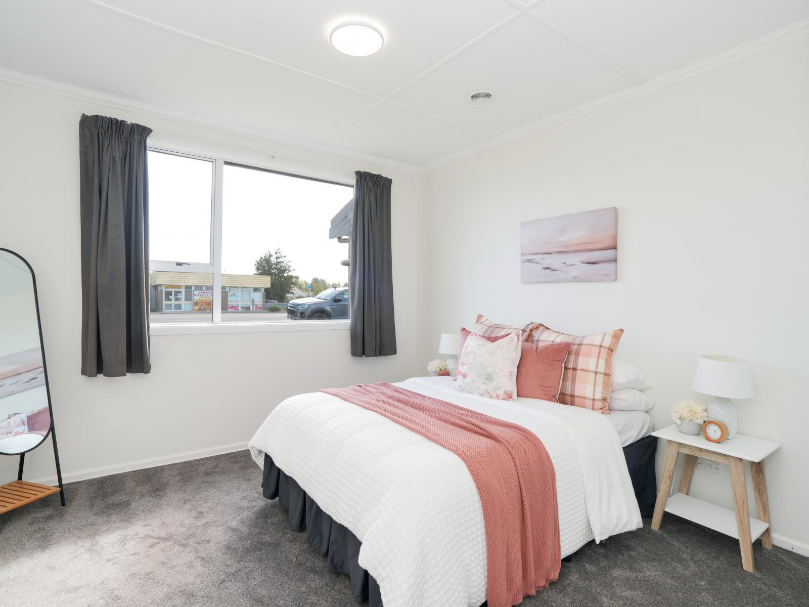 327 North Road, Waikiwi