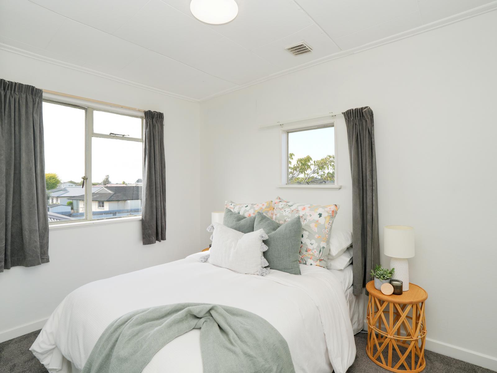 327 North Road, Waikiwi