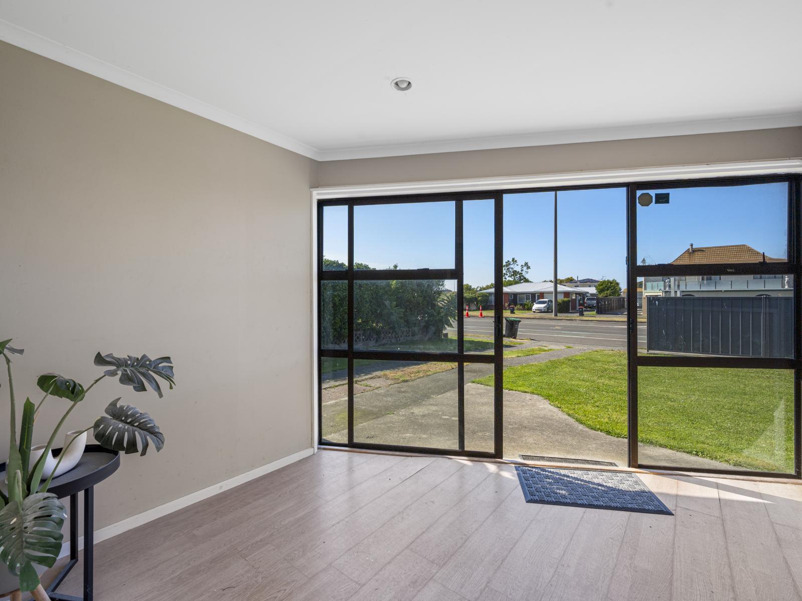 433 Kennedy Road, Pirimai