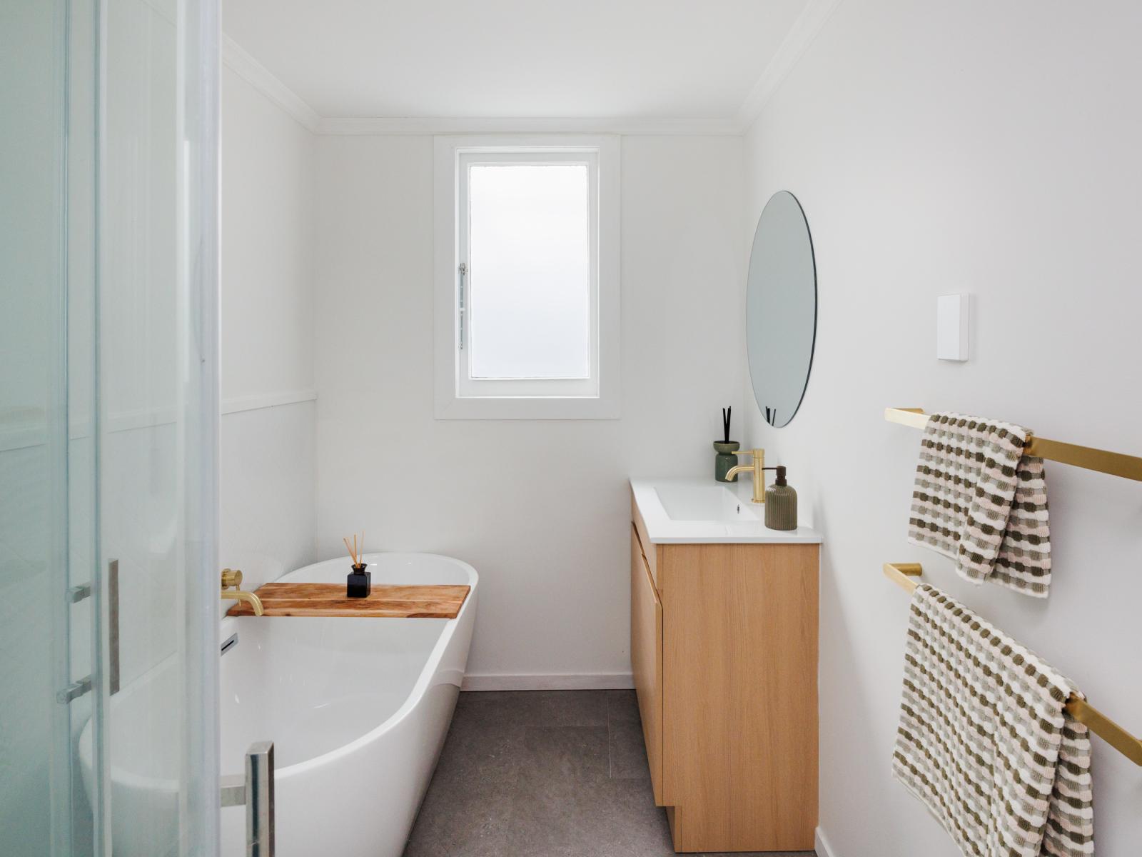 173 Botanical Road, Takaro