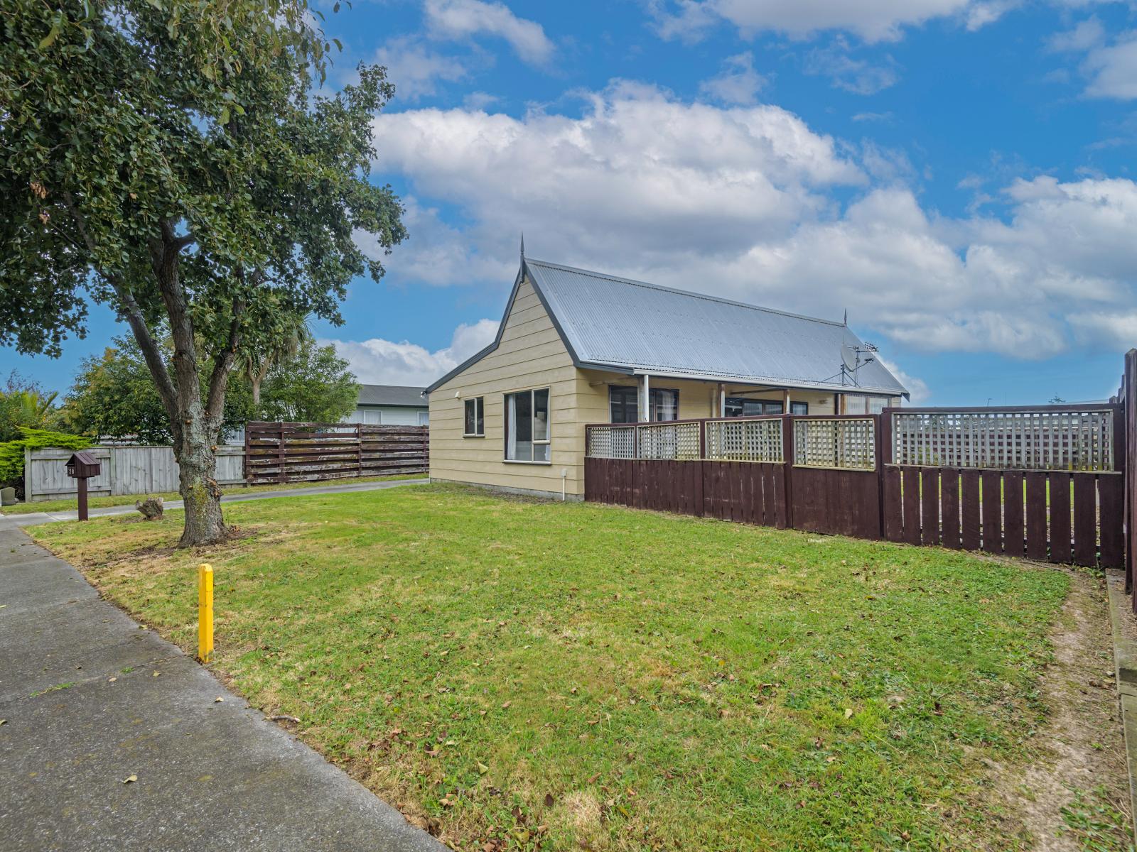 28 Suzanne Grove, Kelvin Grove