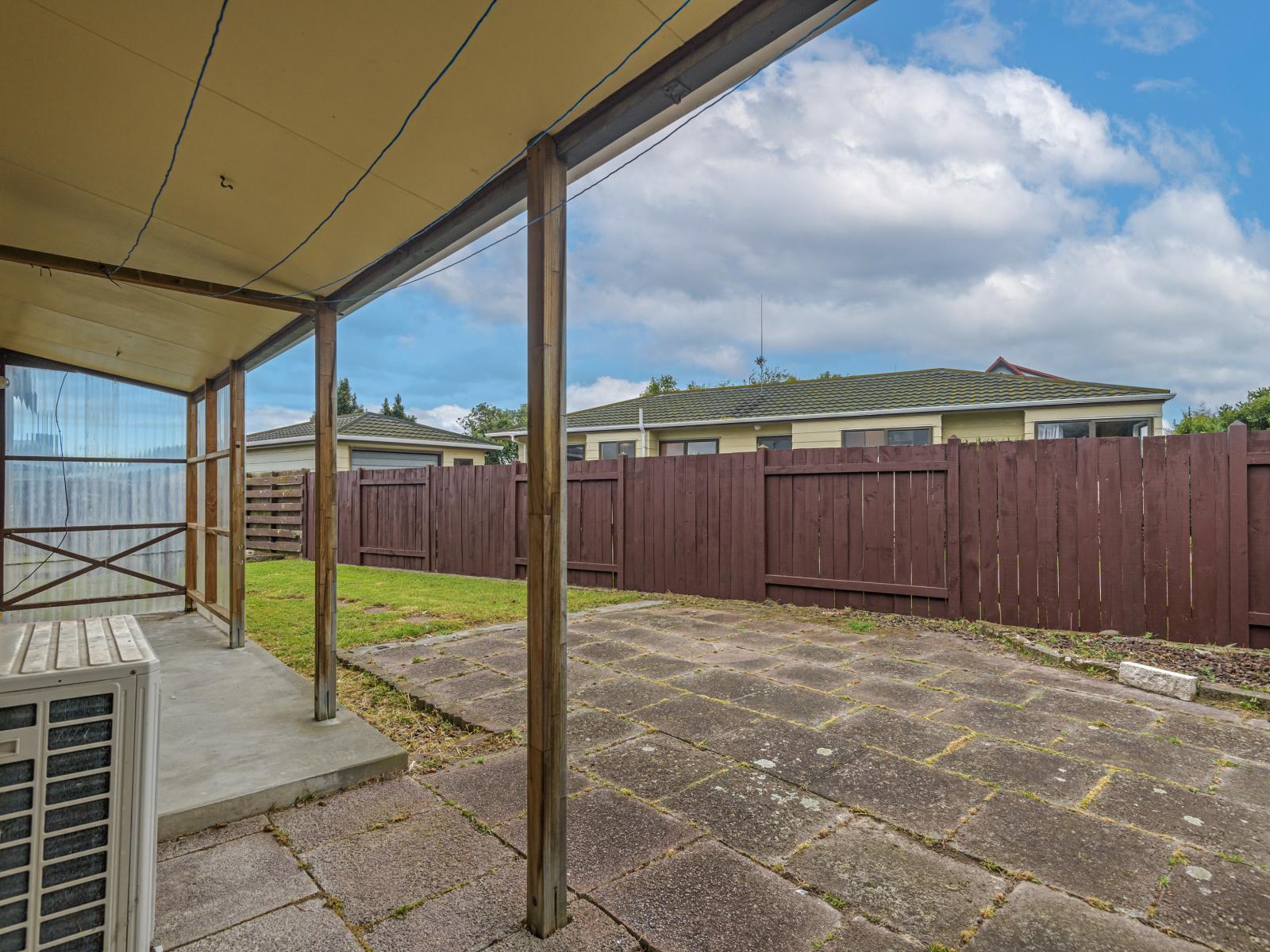 28 Suzanne Grove, Kelvin Grove