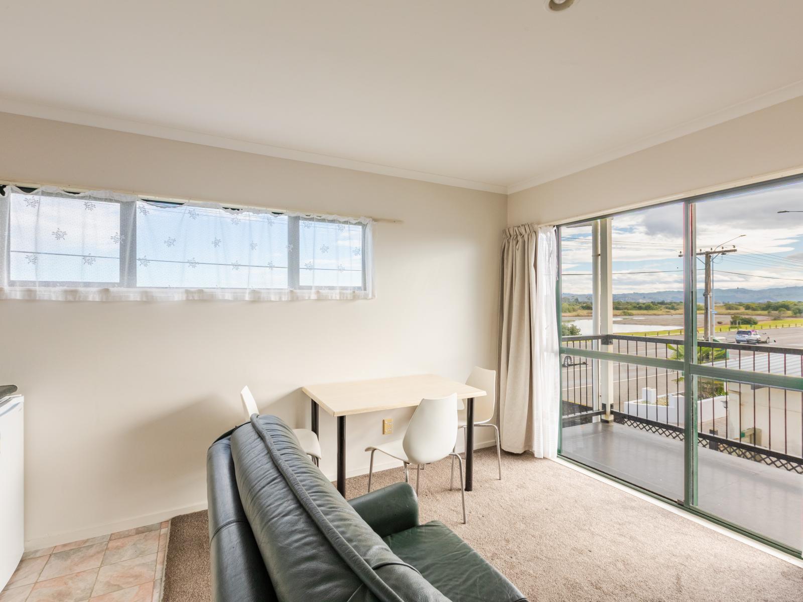 50 Meeanee Quay, Westshore