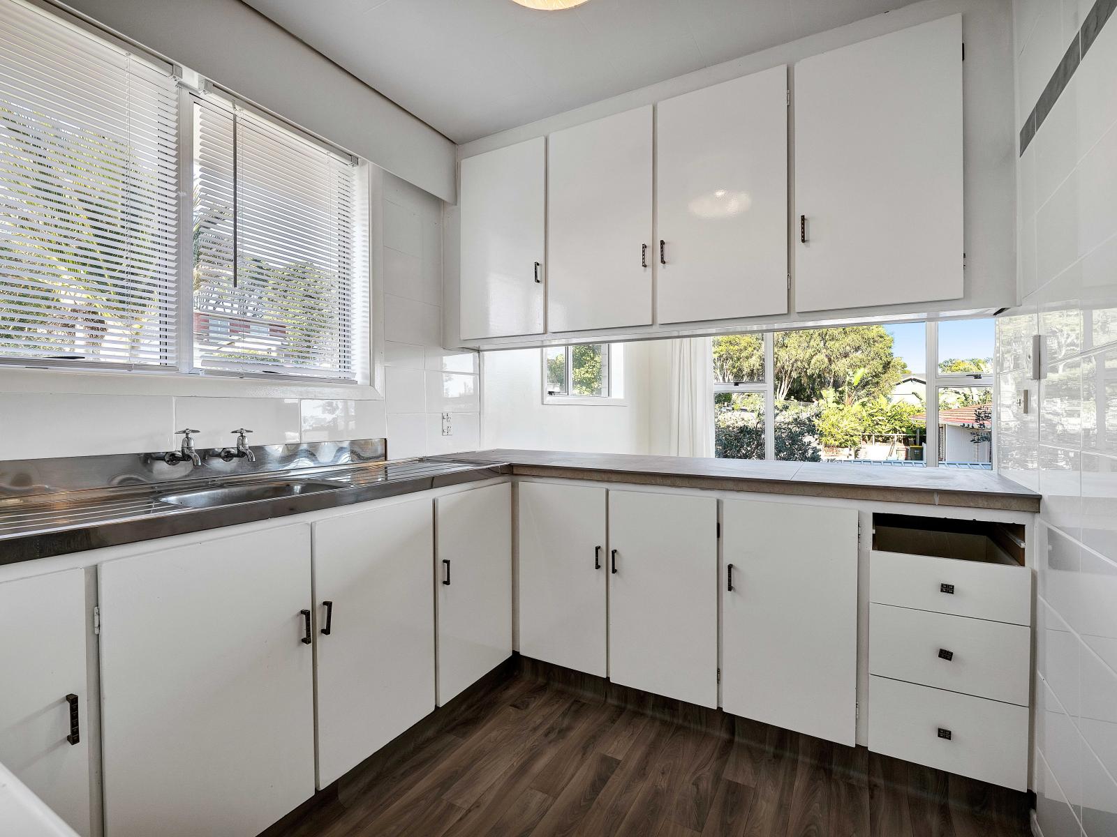 2/341 Devon Street West, New Plymouth